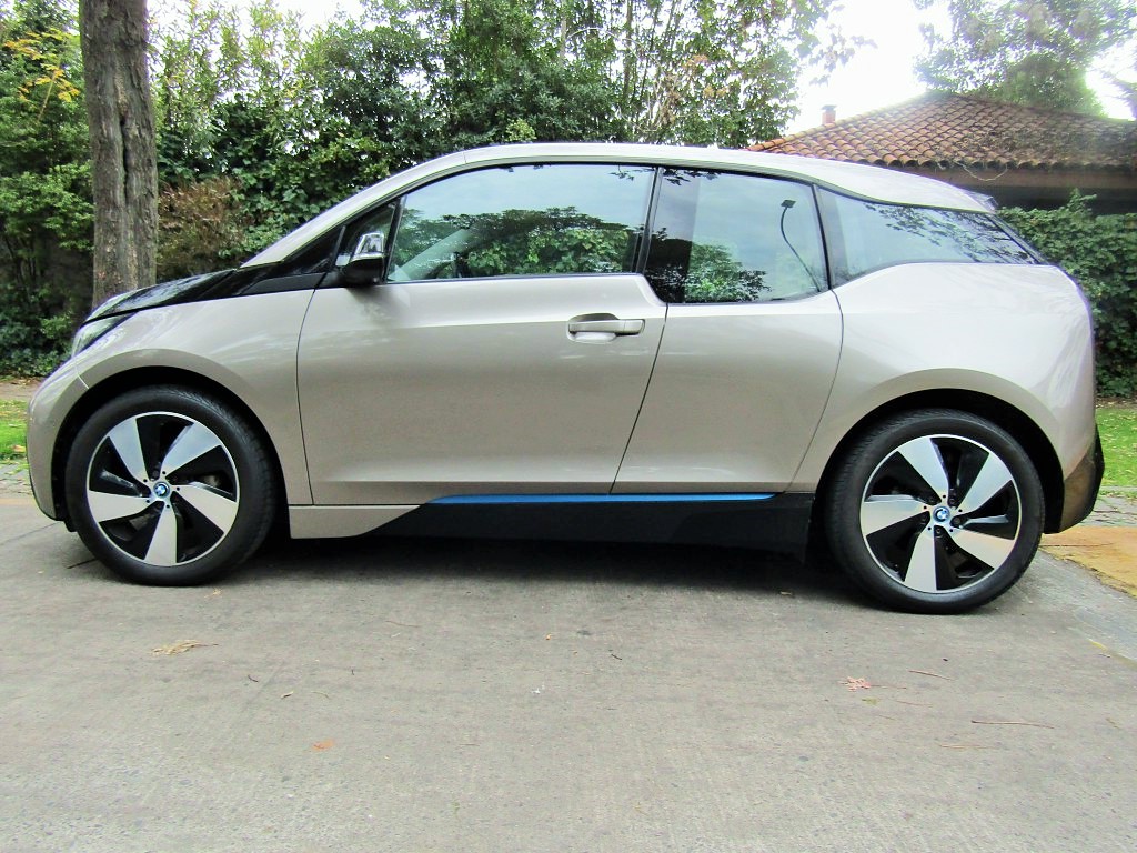 BMW I3 Atelier Autom.  2016 100 % electrico. Perfecto estado.  - RT AUTOMOTRIZ