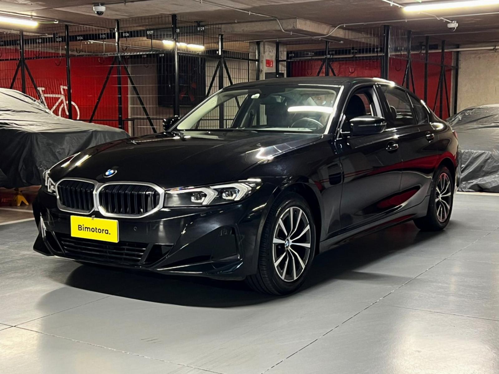 BMW 320 URBAN LCI 2023 MANTENIMIENTO EN LA MARCA UN DUEÑO - 