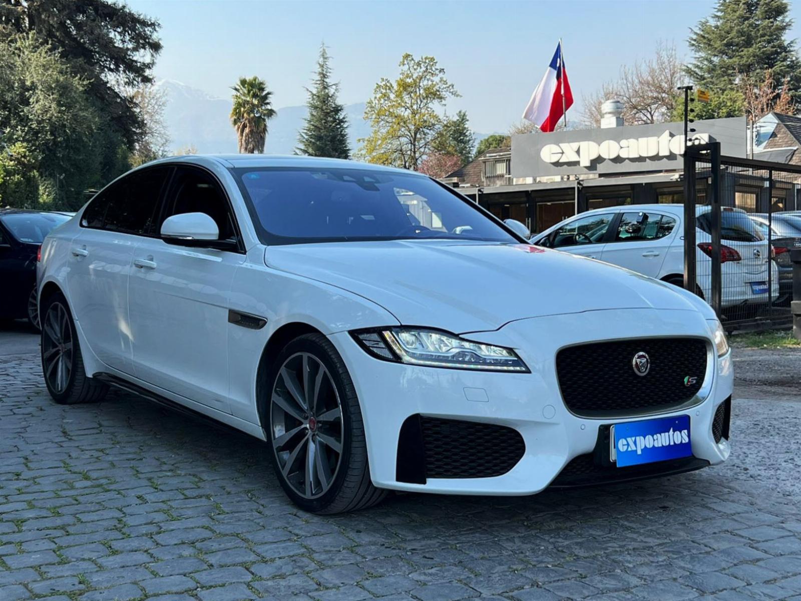 JAGUAR XF S 3.0 2018 SUPERCHARGED  - 