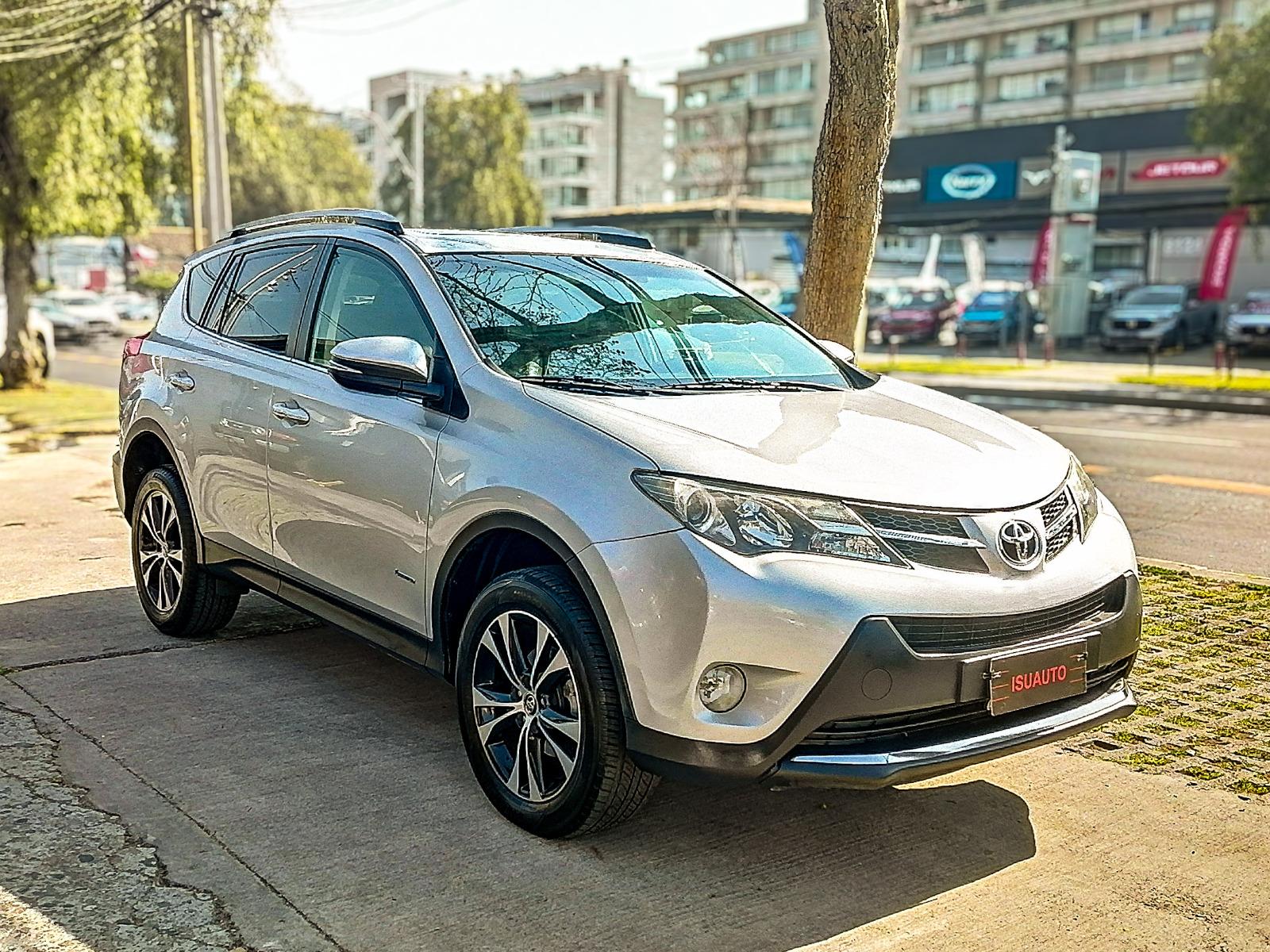 TOYOTA RAV 4 Limited 4x4 2.5 Aut 2015  - ISU AUTOS