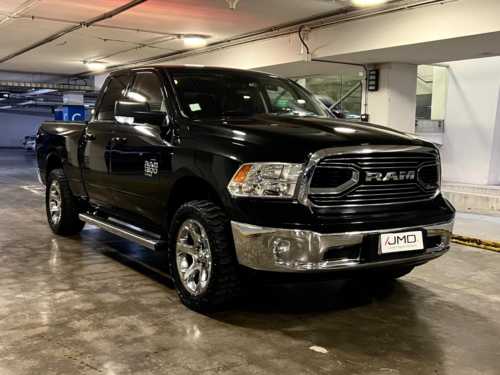 RAM 1500 SLT 4x4 2019 COVERSION A GAS  - JMD AUTOS