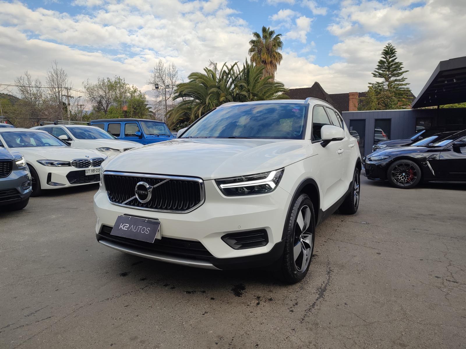 VOLVO XC40 T4 MOMENTUM 2.0 FWD 2022 EXCELENTE ESTADO, COMO NUEVO - K2 AUTOS