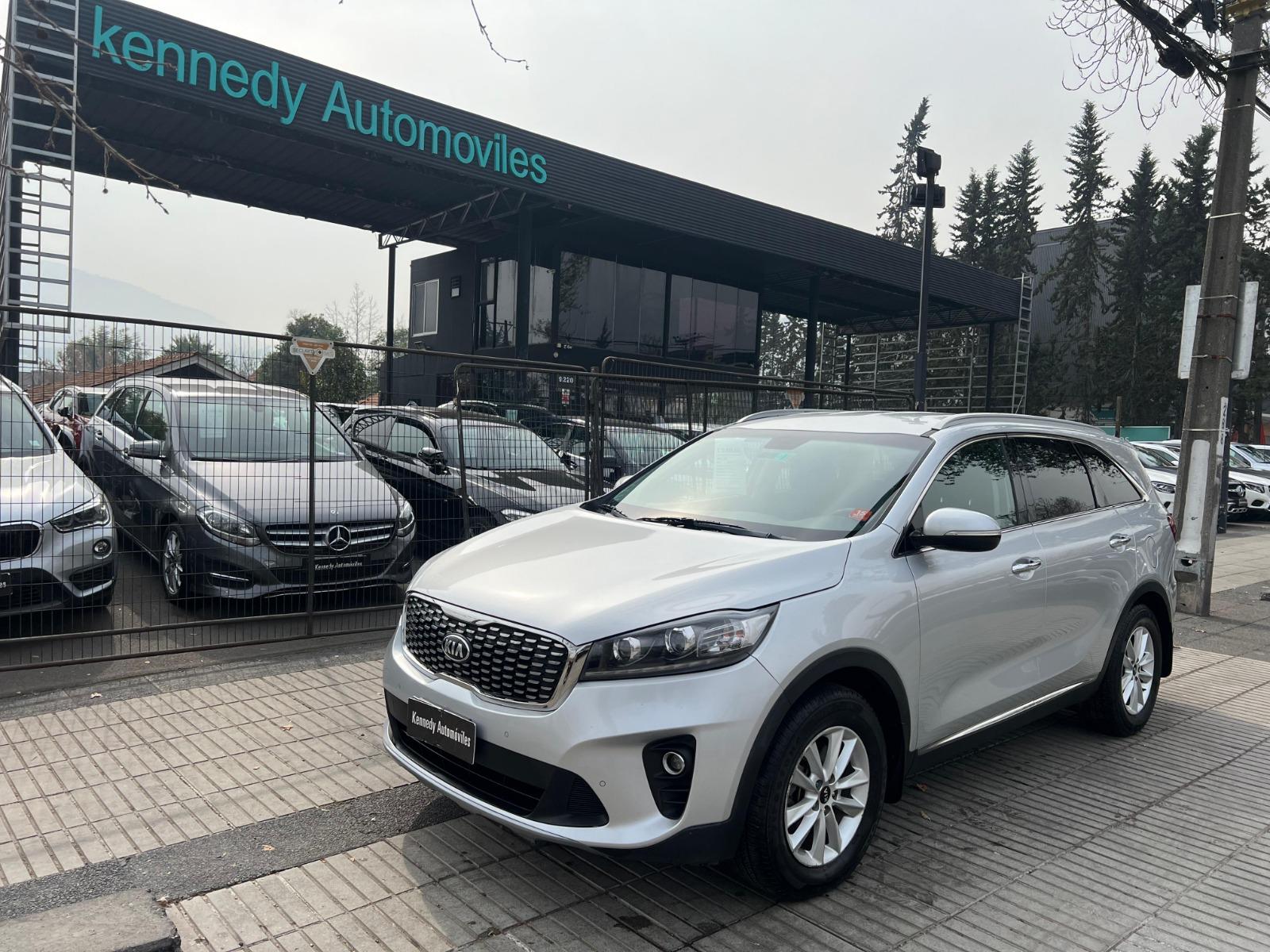 KIA SORENTO EX 2.4L GSL 6 2019 Excelente estado. Oportunidad - KENNEDY AUTOMOVILES