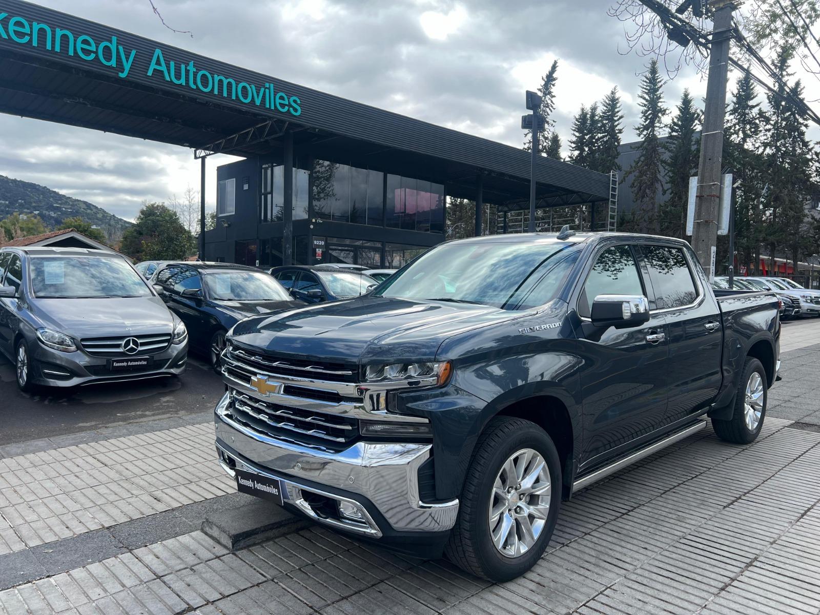 CHEVROLET SILVERADO 5.3 Auto LTZ DC 4WD 2019 Excelente Estado. Unico dueño. - 