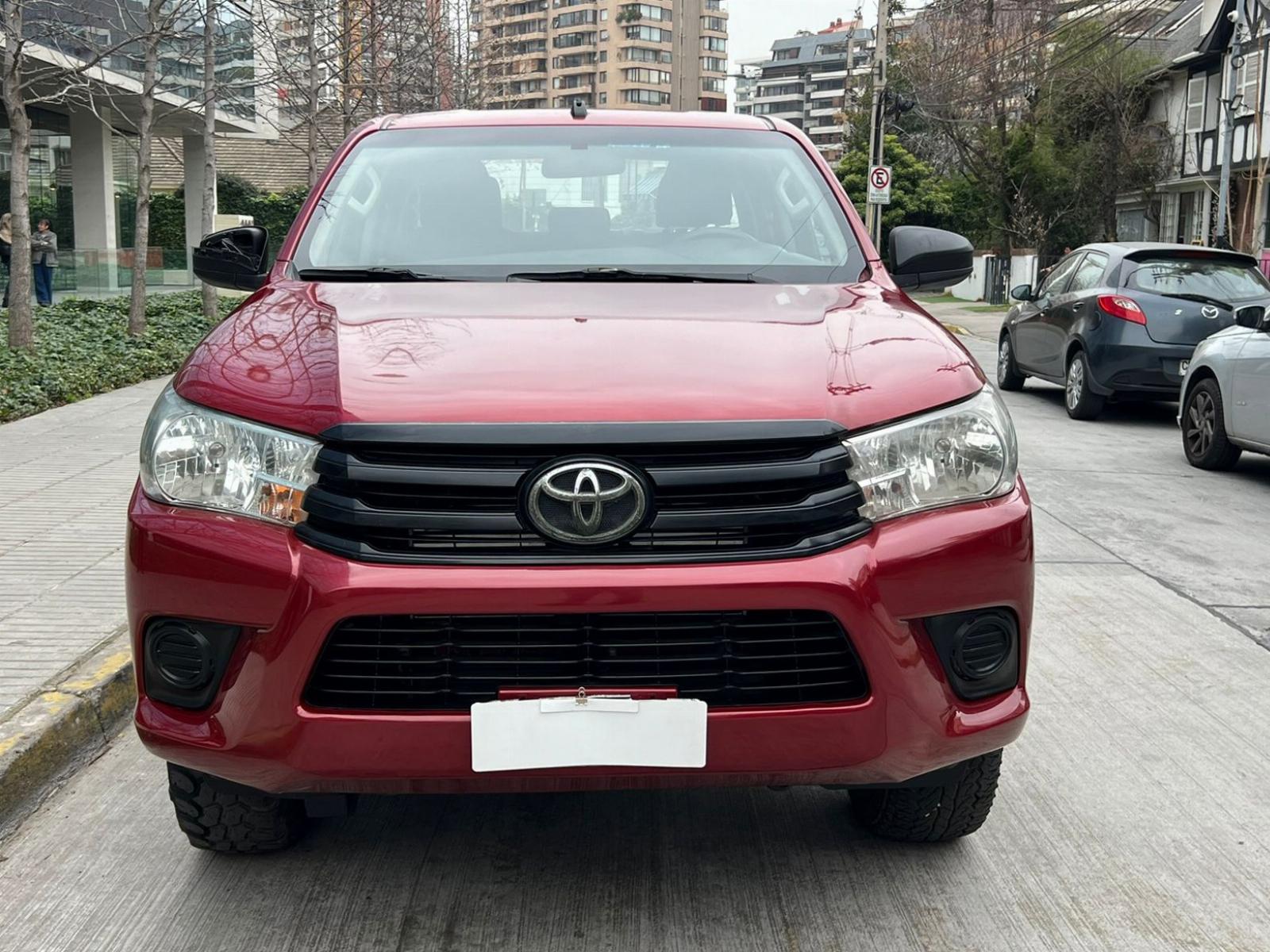 TOYOTA HILUX 4x4 2020 DIESEL 2.400 CC - LEVEL AUTOS