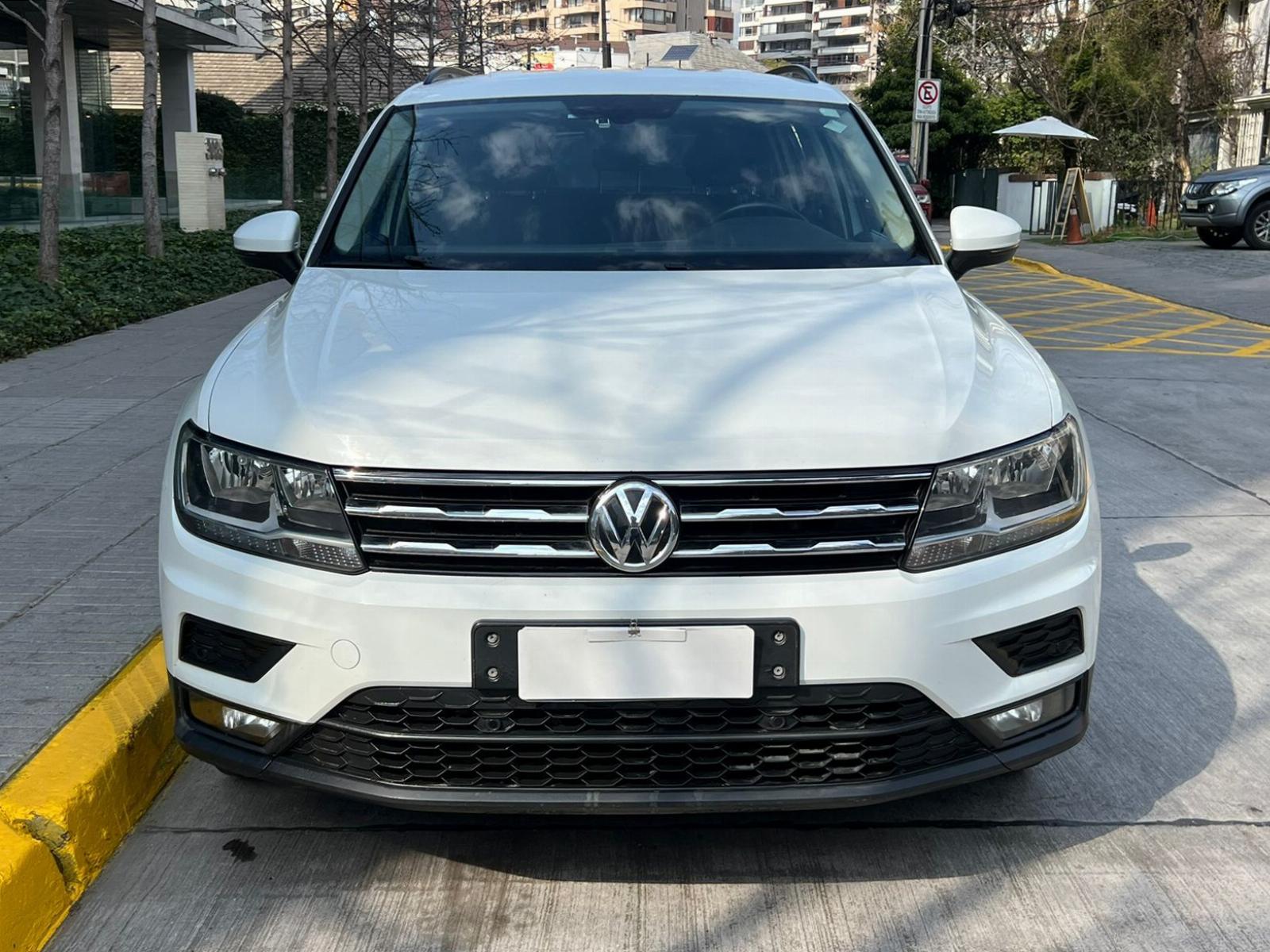 VOLKSWAGEN TIGUAN TSI 2018 1.400 CC TURBO - LEVEL AUTOS