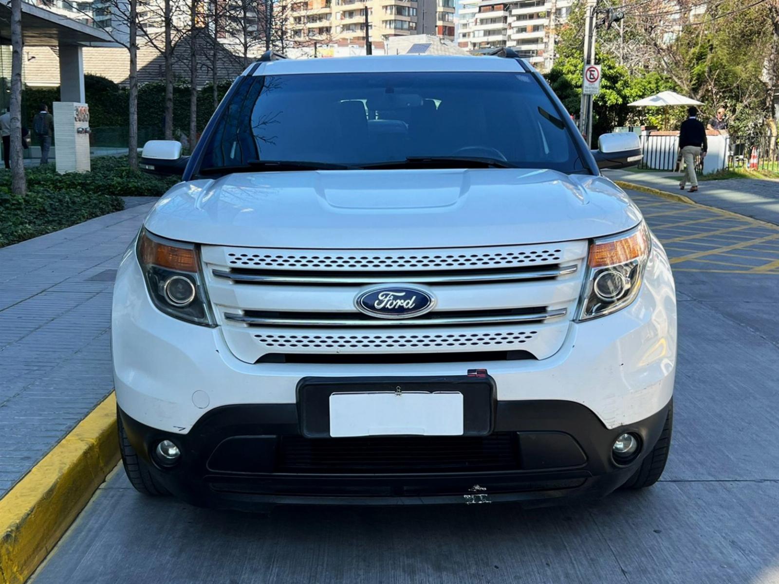 FORD EXPLORER LIMITED 2011 TRES CORRIDAS DE ASIENTOS  - LEVEL AUTOS