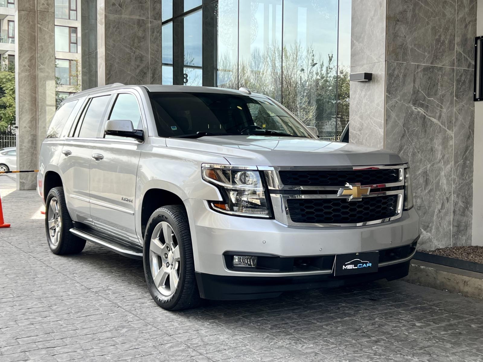 CHEVROLET TAHOE ÚNICO DUEÑO 2019 TRES CORRIDAS DE ASIENTOS 4x4 - MELCAR