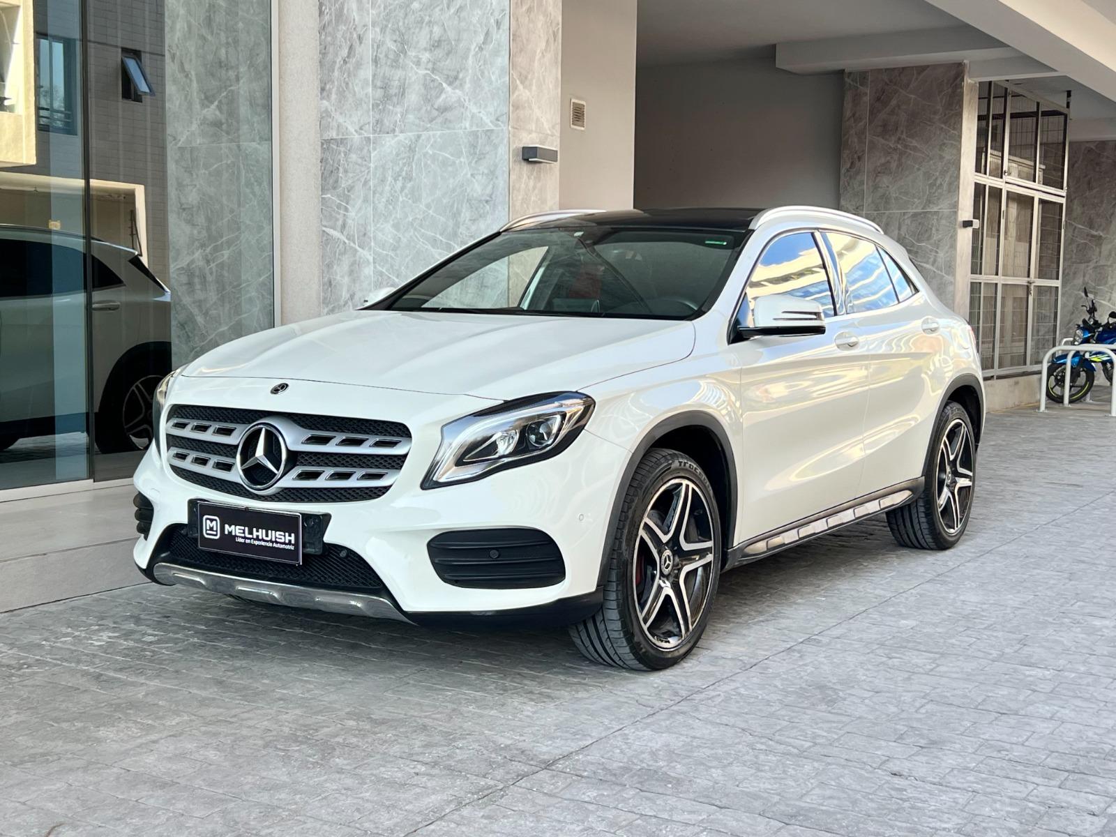 MERCEDES-BENZ GLA 220 DIESEL  2018 4MATIC LOOK AMG - 