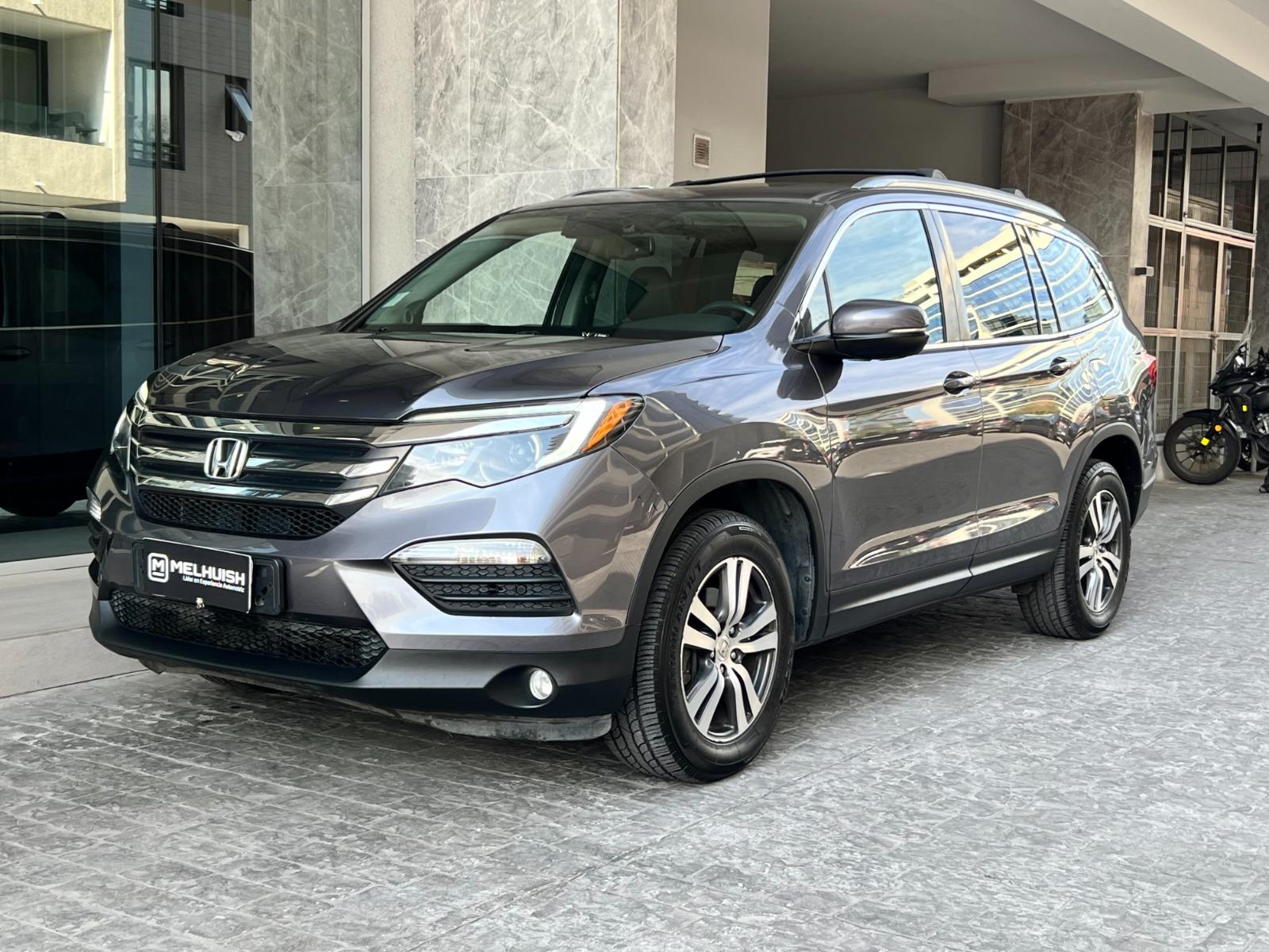 HONDA PILOT TOURING 2018 ÚNICO DUEÑO - MELHUISH