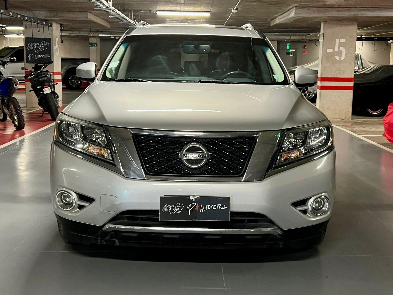 NISSAN PATHFINDER EXCLUSIVE 4x4 2016 TRES CORRIDAS DE ASIENTOS - 