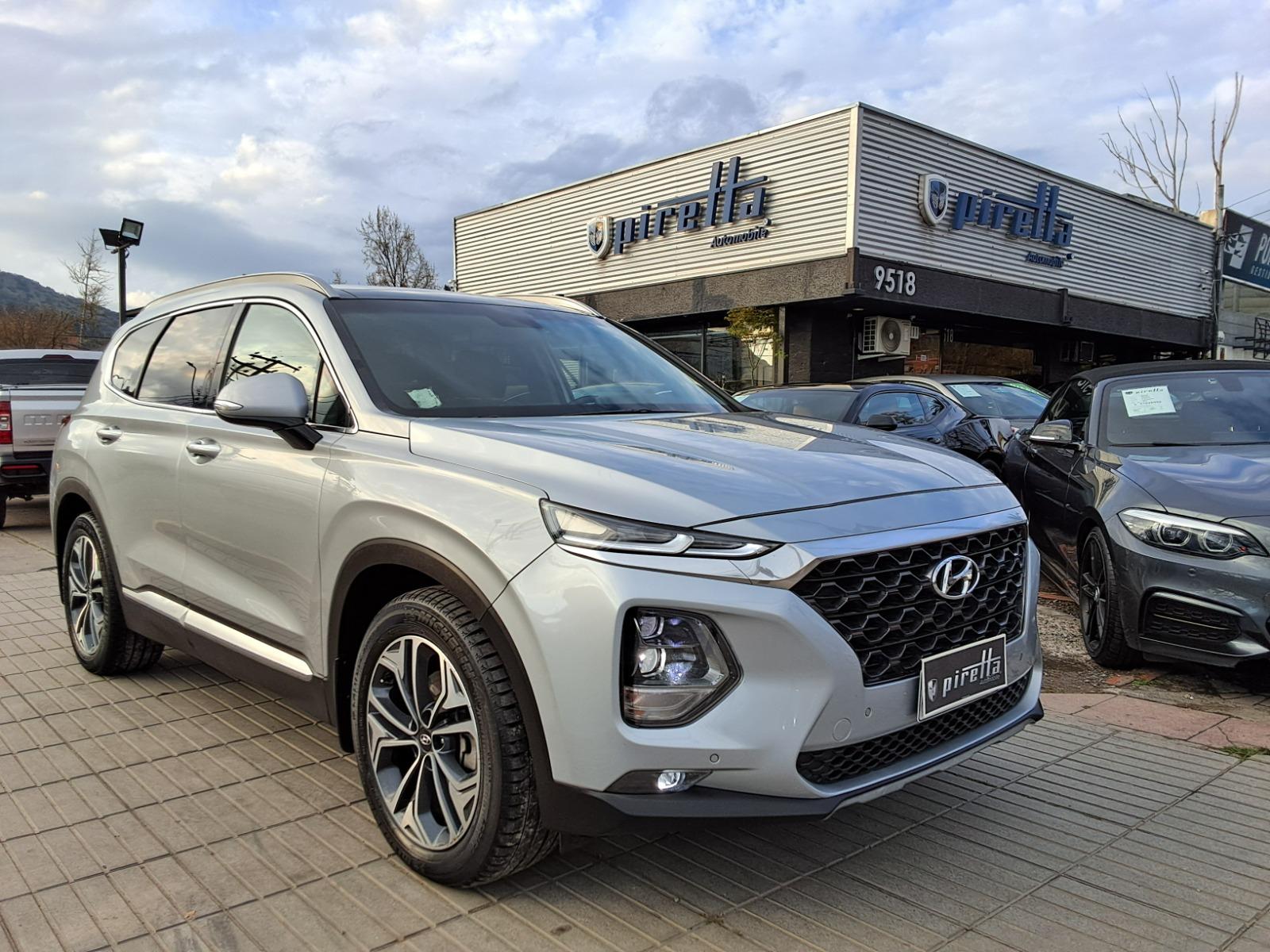 HYUNDAI SANTA FE LIMITED. 2019 UN DUEÑO, MANTENCIONES EN LA MARCA. - PIRETTA AUTOMOBILE