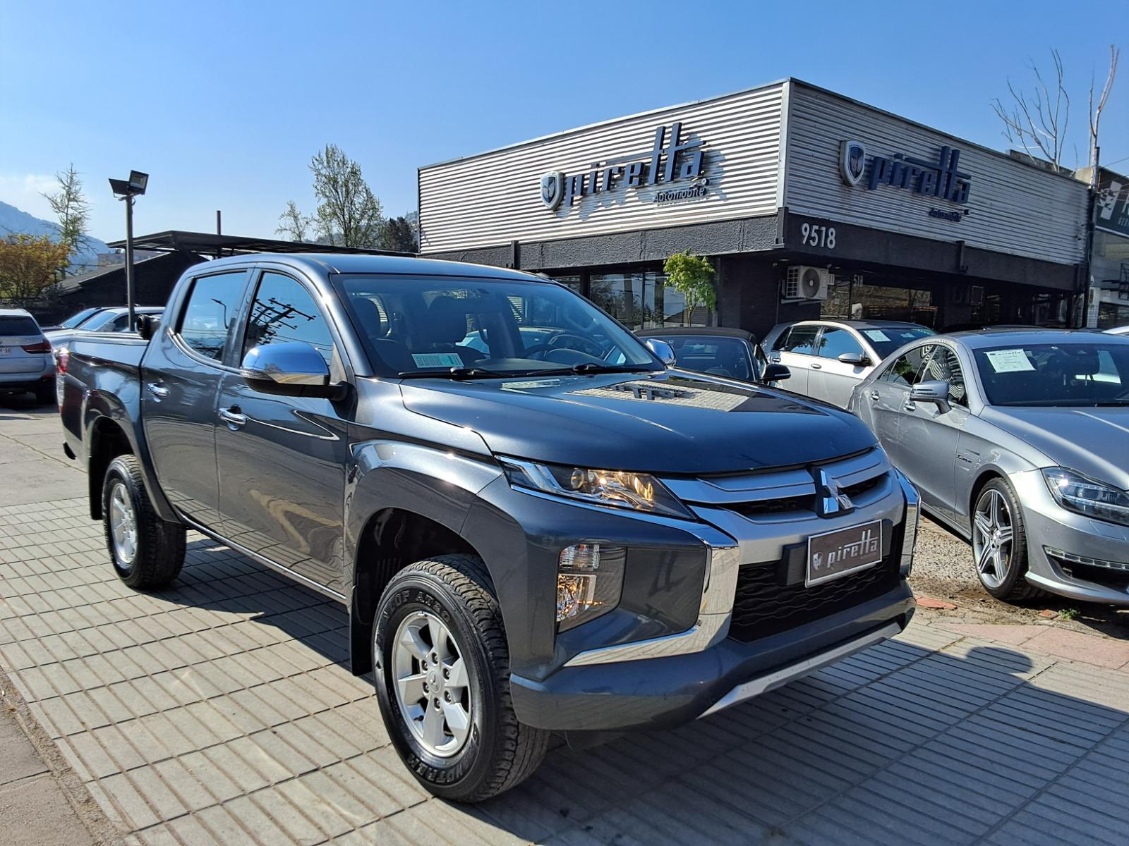 MITSUBISHI L200 KATANA CRT 4X4 2.4 2021 UNA DUEÑO, MANTENCION EN LA MARCA HASTA LOS 60MIL  - PIRETTA AUTOMOBILE