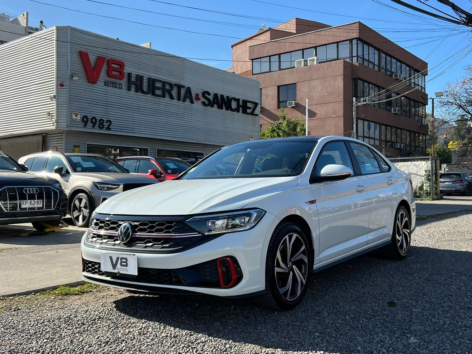 VOLKSWAGEN JETTA GLI 2.0 2024 GARANTÍA VIGENTE UN DUEÑO - 