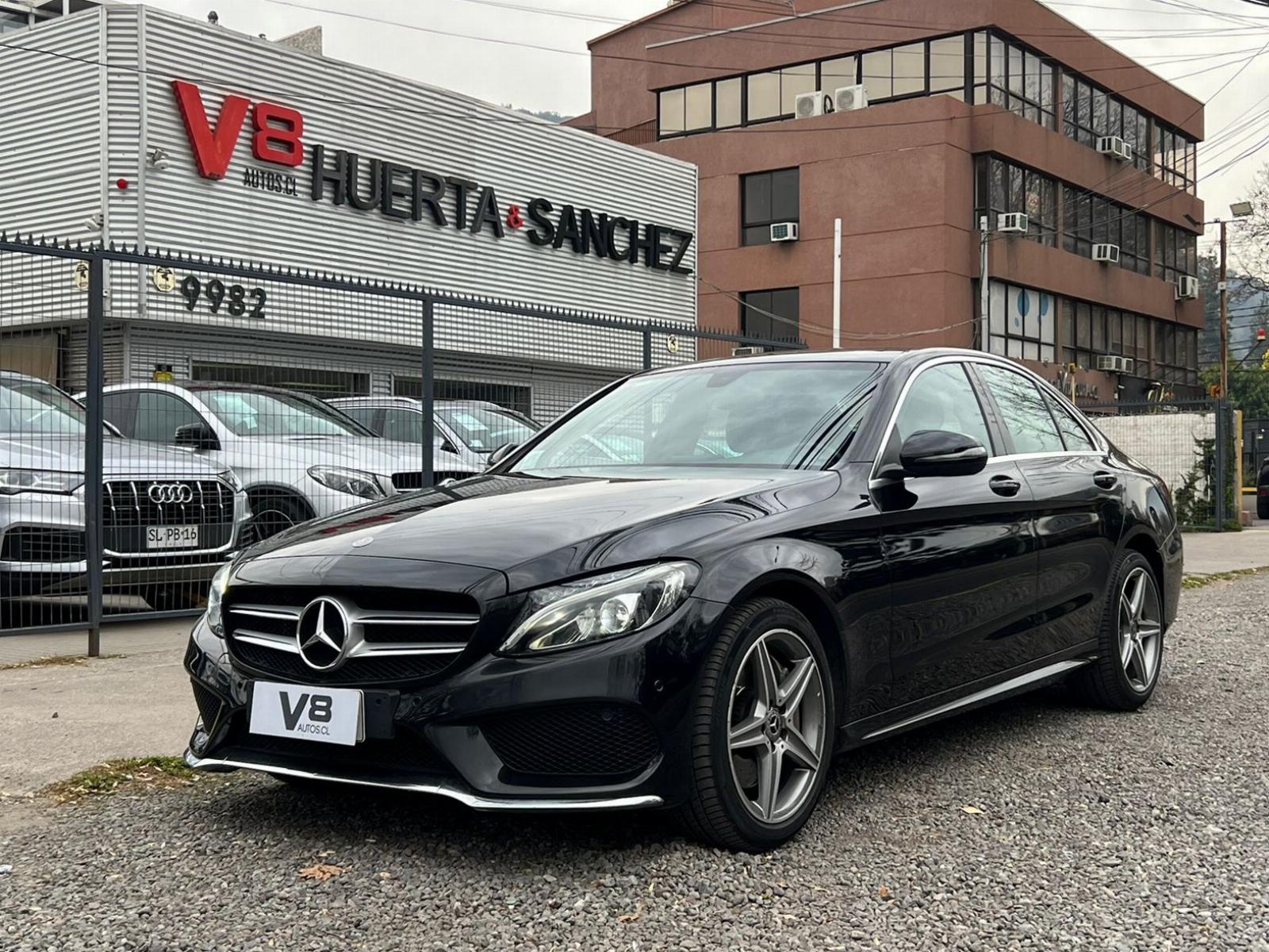 MERCEDES-BENZ C300 2.0 TURBO 2017 MANTENIMIENTO AL DÍA - 