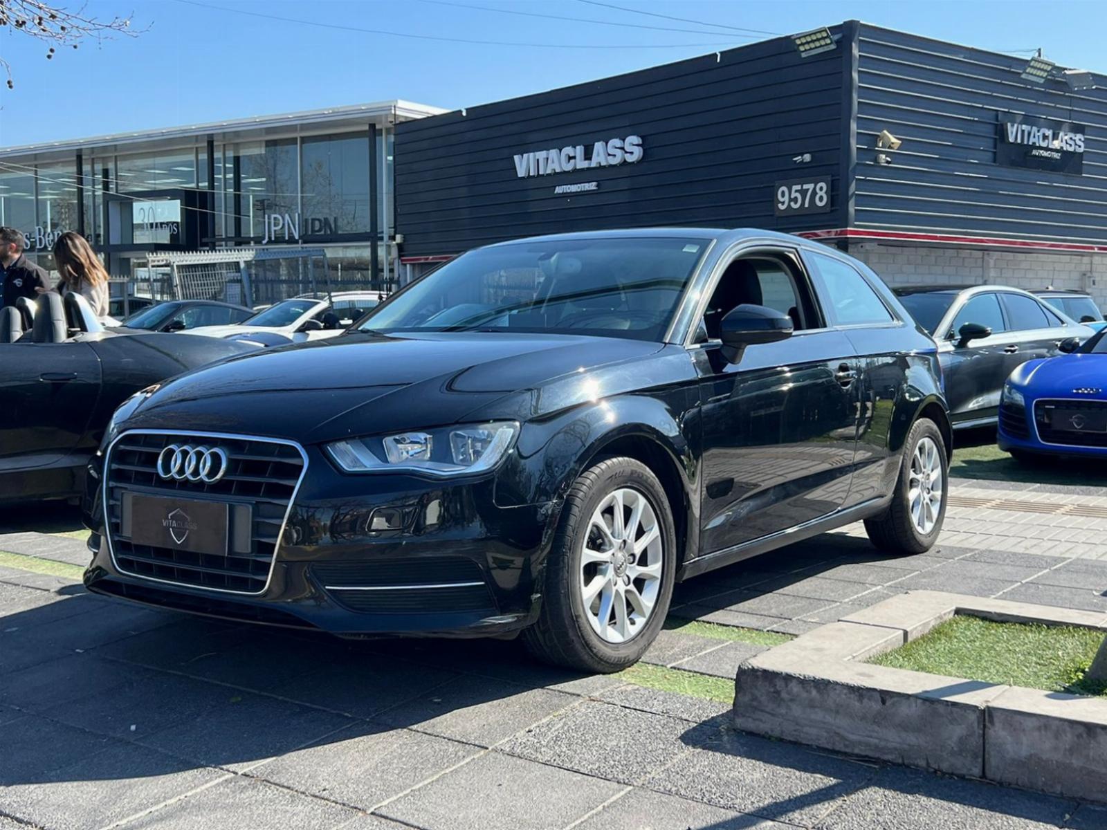 AUDI A3  2015 1.200 CC TURBO - VitaClass