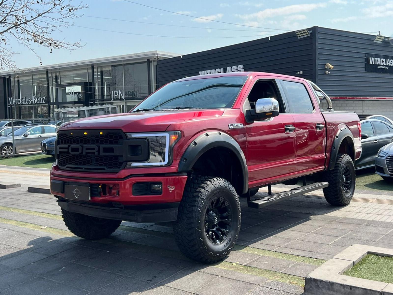 FORD F-150 XLT 3.3 2019 EQUIPO EXTRA - VitaClass