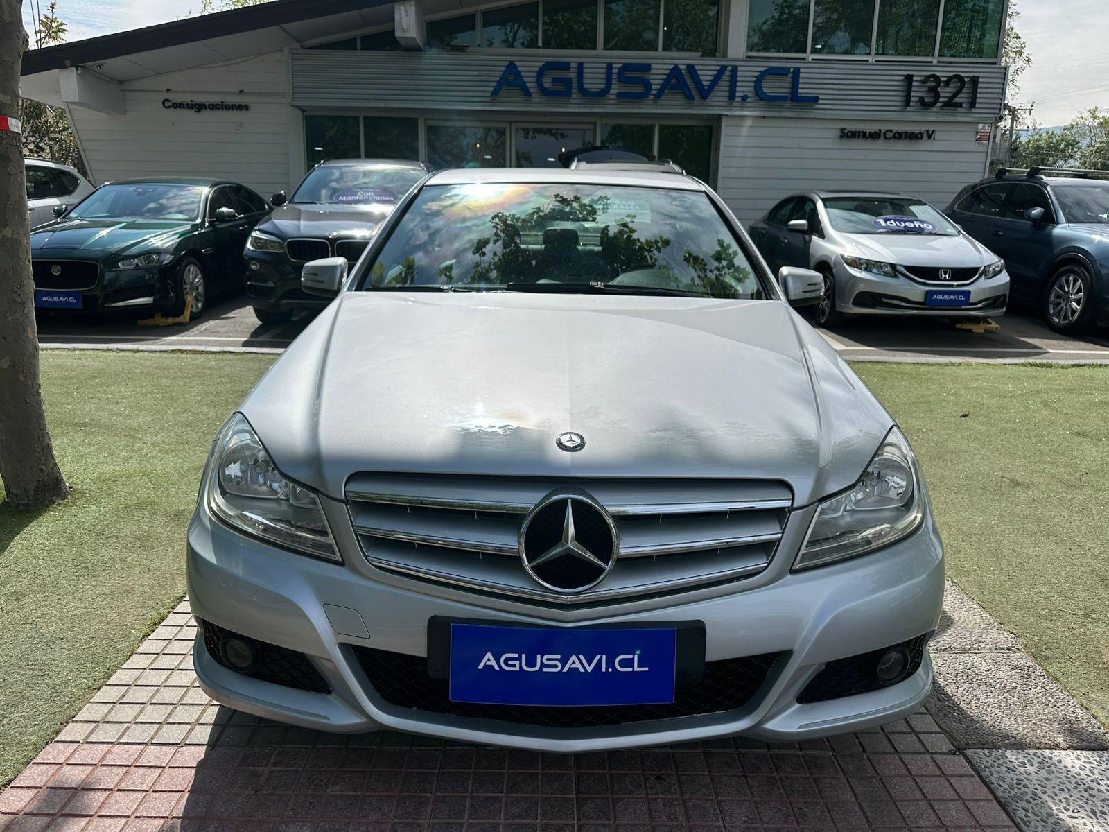 MERCEDES-BENZ C180 C CGI BLUE EFFICIENCY 2012 AUTOMATICO / EXCELENTE ESTADO - AGUSAVI