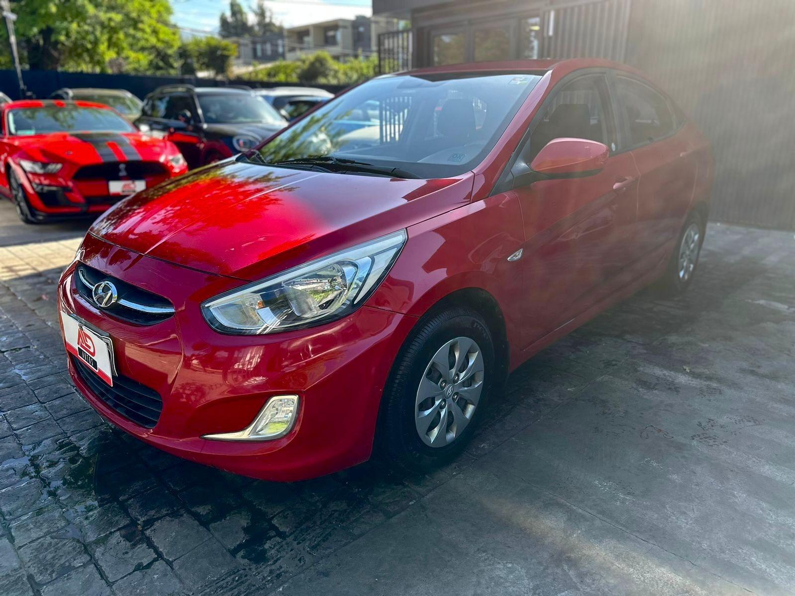 HYUNDAI ACCENT GL 1.4 2016 UN DUEÑO MANTENIMIENTO AL DÍA - Automotora La Dehesa