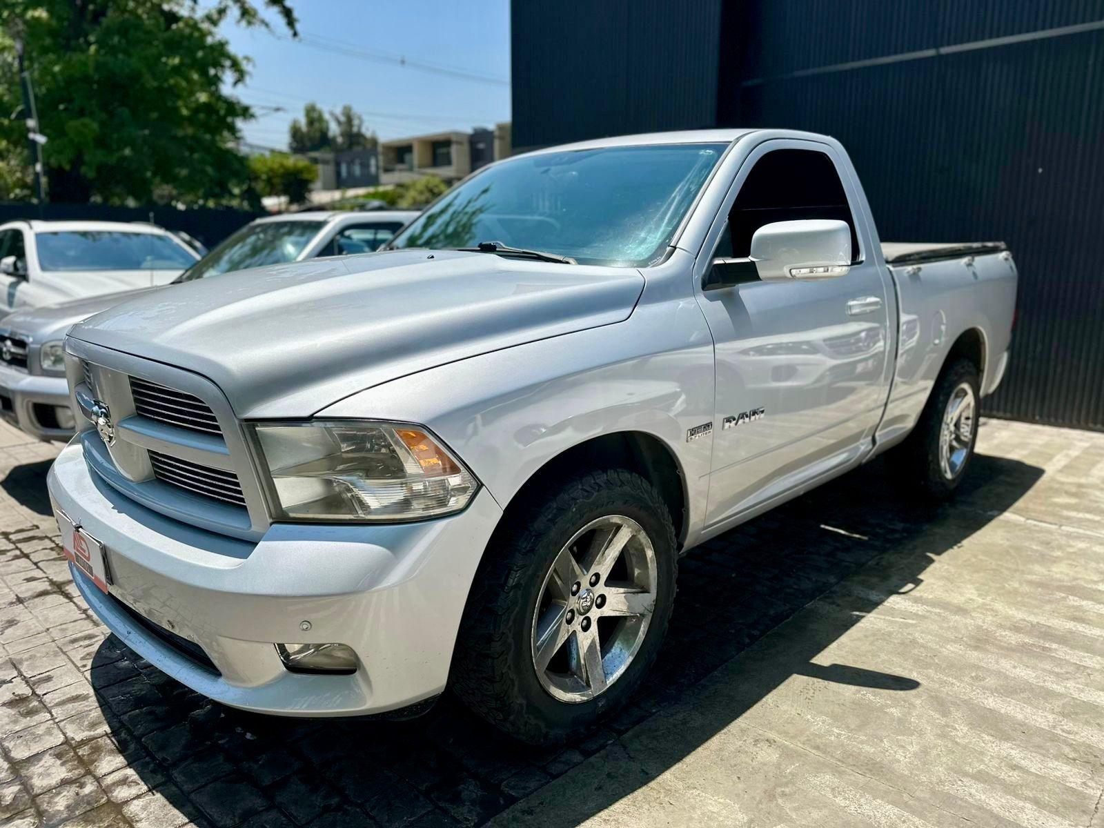 DODGE RAM 1500 2011 HEMI 5.7 4x4 - Automotora La Dehesa