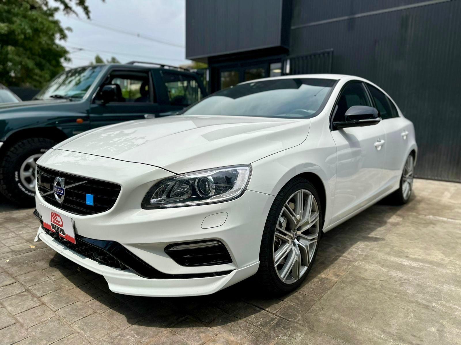 VOLVO S60 POLESTAR 2017 T6 AWD 2.0 TURBO - 