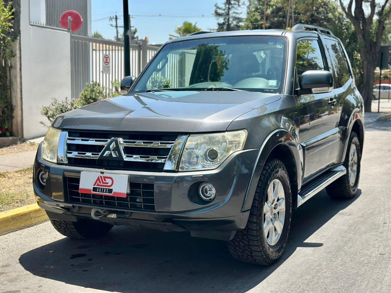 MITSUBISHI MONTERO GLS 3.2 DIESEL 2013  - Automotora La Dehesa