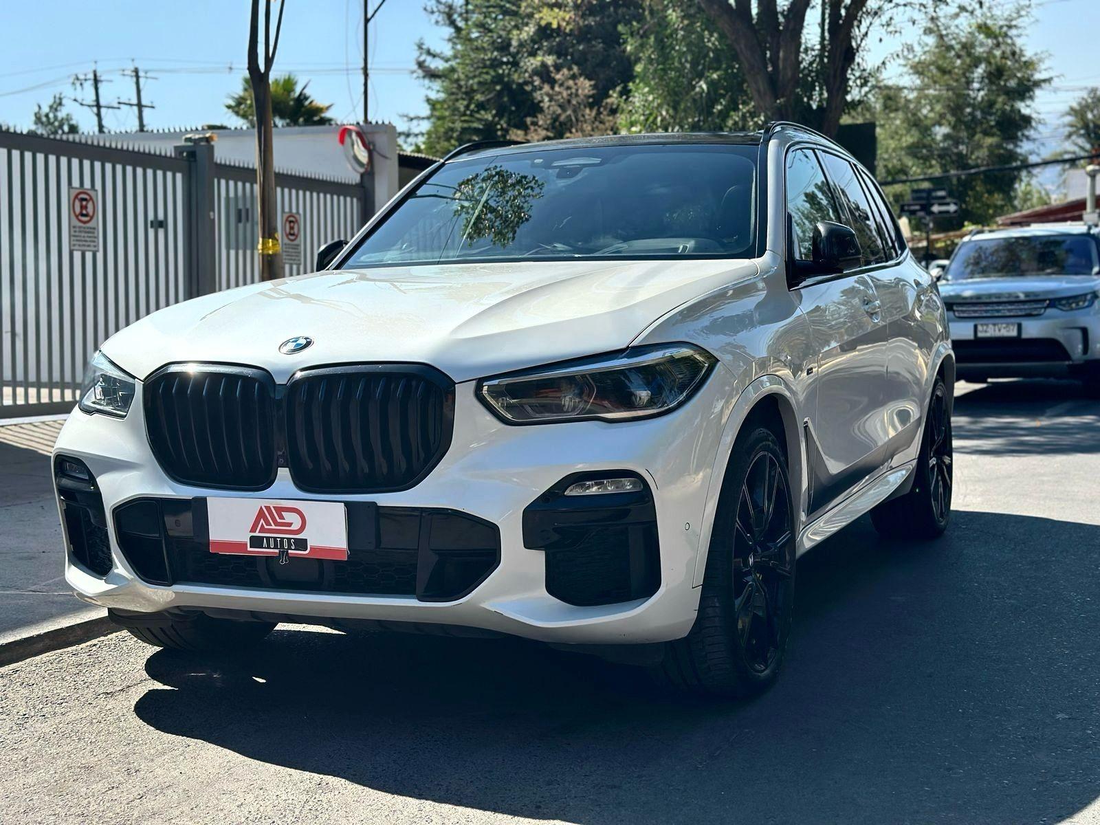 BMW X5 M50i 2021 UN DUEÑO MANTENIMIENTO EN LA MARCA - FULL MOTOR