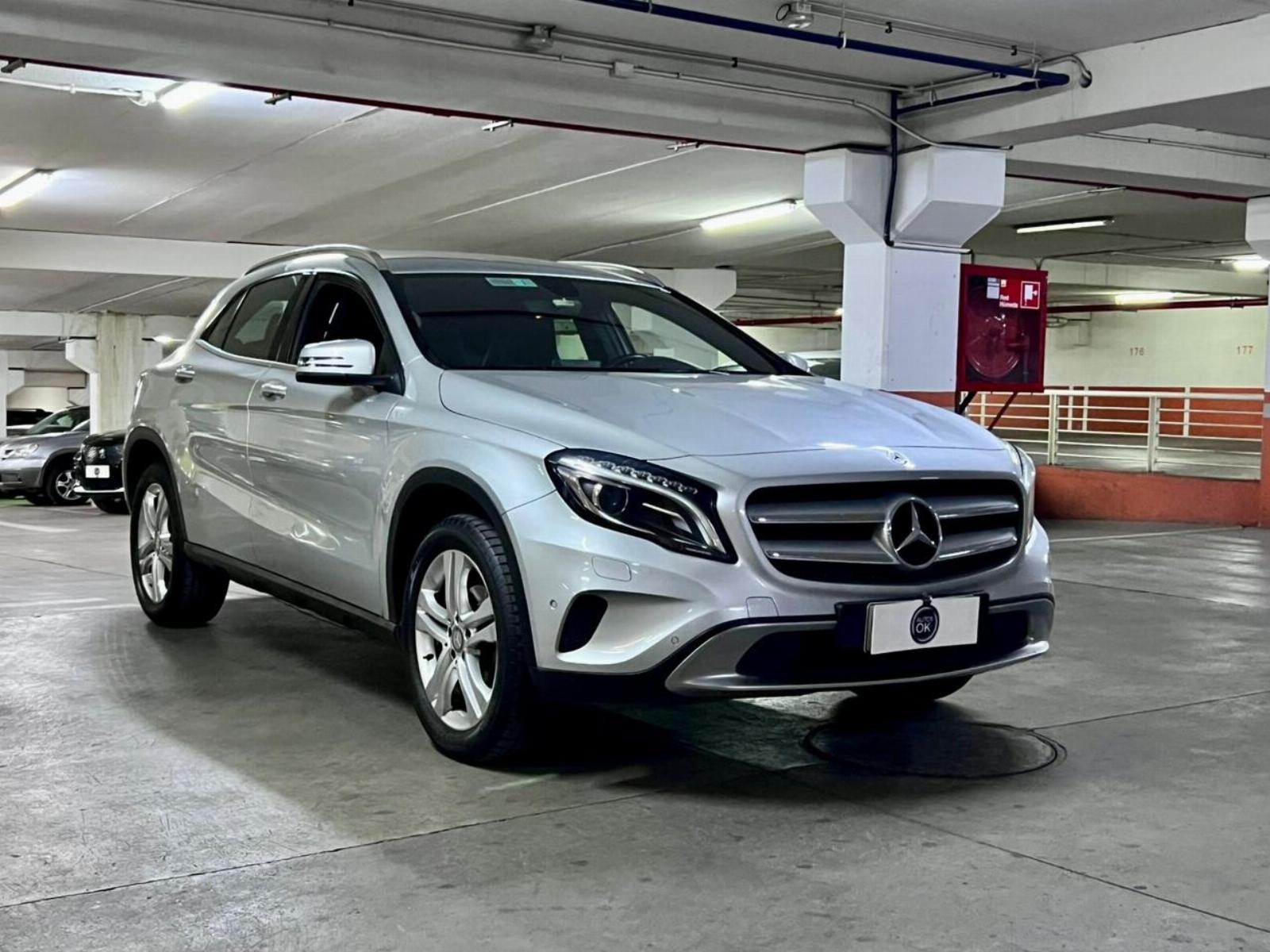 MERCEDES-BENZ GLA 200 1.6 TURBO 2015 MANTENIMIENTO EN KAUFMANN - AUTOS OK