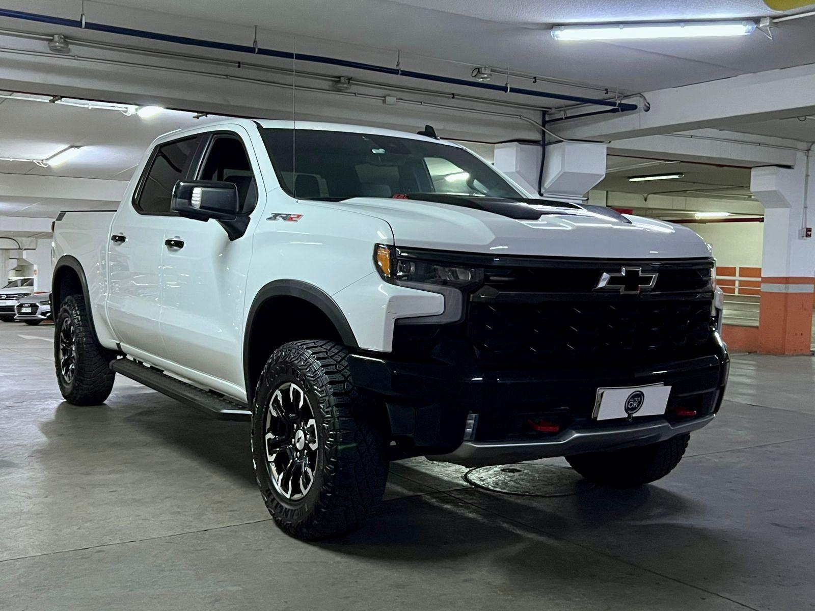 CHEVROLET SILVERADO ZR2 4X4 6.2 AUT 2023 UN DUEÑO MANTENIMIENTO EN LA MARCA - AUTOS OK