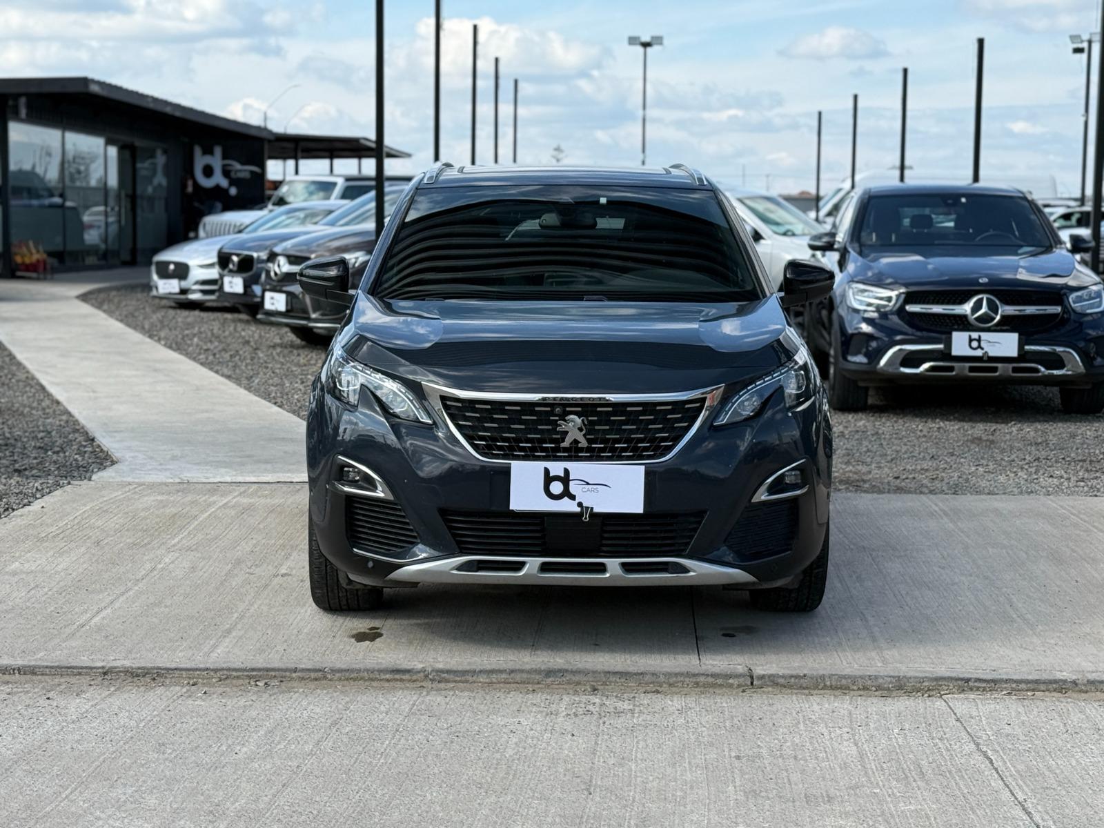 PEUGEOT 3008 PEUGEOT 3008 GT LINE 1.6 AT 2019 BUEN ESTADO - MANTENCIONES AL DÍA - FULL MOTOR