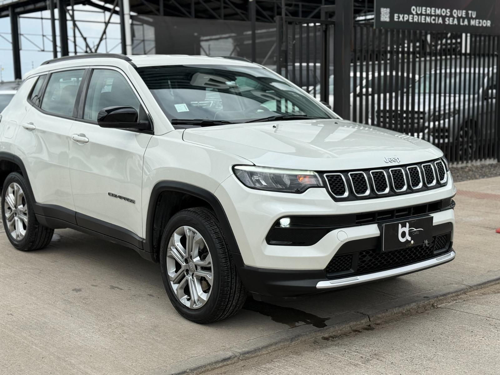 JEEP COMPASS JEPP COMPASS LONGITUDE 1.3 AT 2023 EXCELENTE ESTADO - MANTENCIONES AL DÍA  - BL CARS