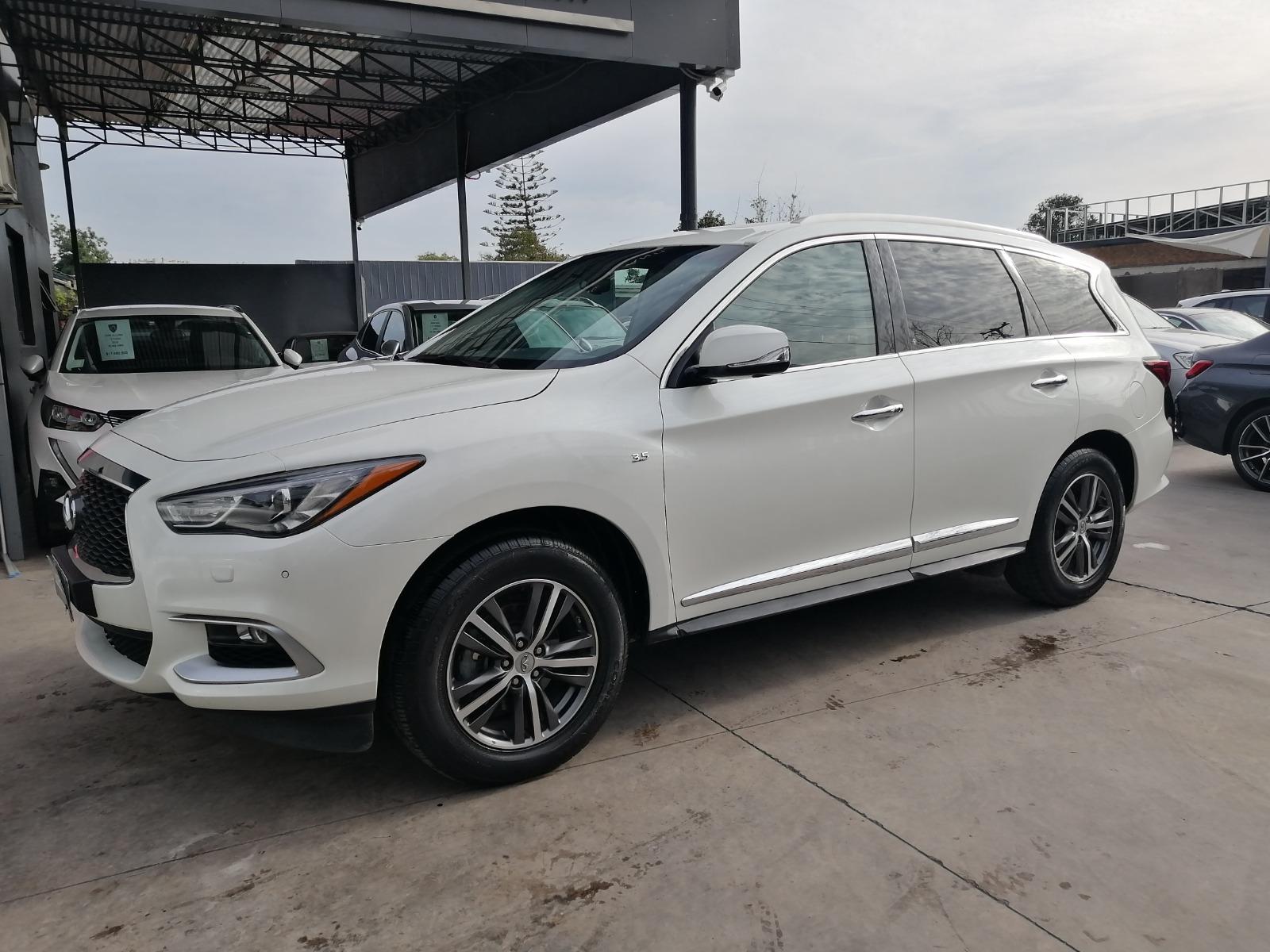 INFINITI QX60 PREMIUN 3.5 AT  2017 3 CORRIDAS DE ASIENTO - CALDO SANTI