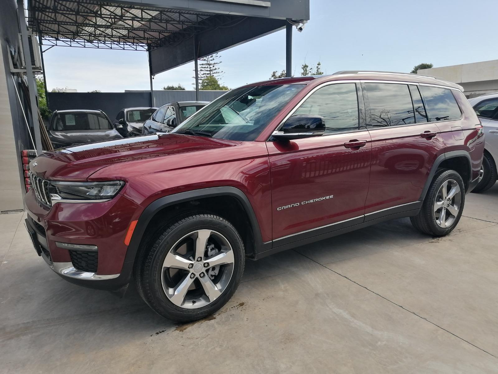 JEEP GRAND CHEROKEE L - LIMITED 3.6 AT 4X4 2023 3 CORRIDAS DE ASIENTO - CALDO SANTI