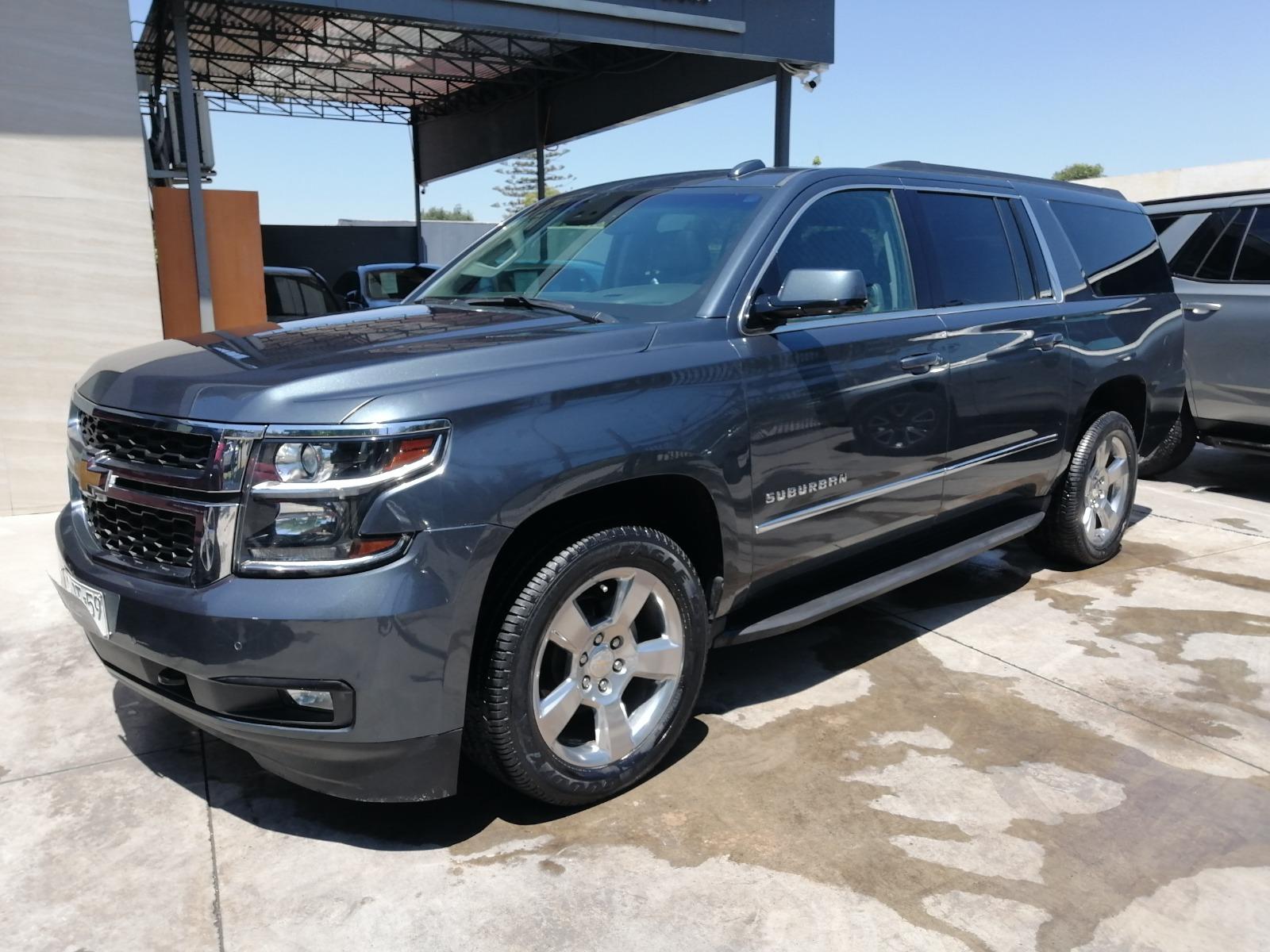 CHEVROLET SUBURBAN 5.3 AT  2019 3 CORRIDAS DE ASIENTO - CALDO SANTI