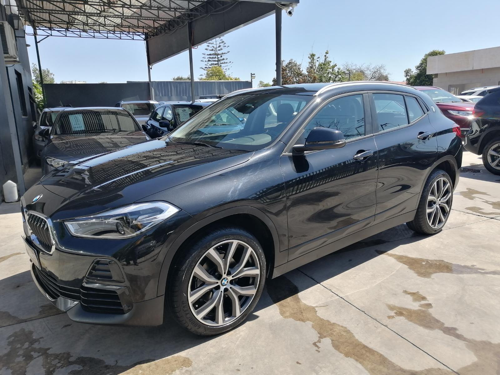 BMW X2 DYNAMIC SDRIVE18I 1.5 AT 4X2 2023 BUEN ESTADO, CON SUS 2 LLAVES - CALDO SANTI