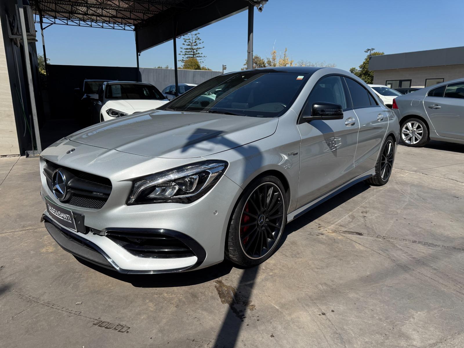 MERCEDES-BENZ CLA 45 AMG 2.0 TURBO 2018 IMPECABLE ESTADO, CON SUS 2 LLAVES - 