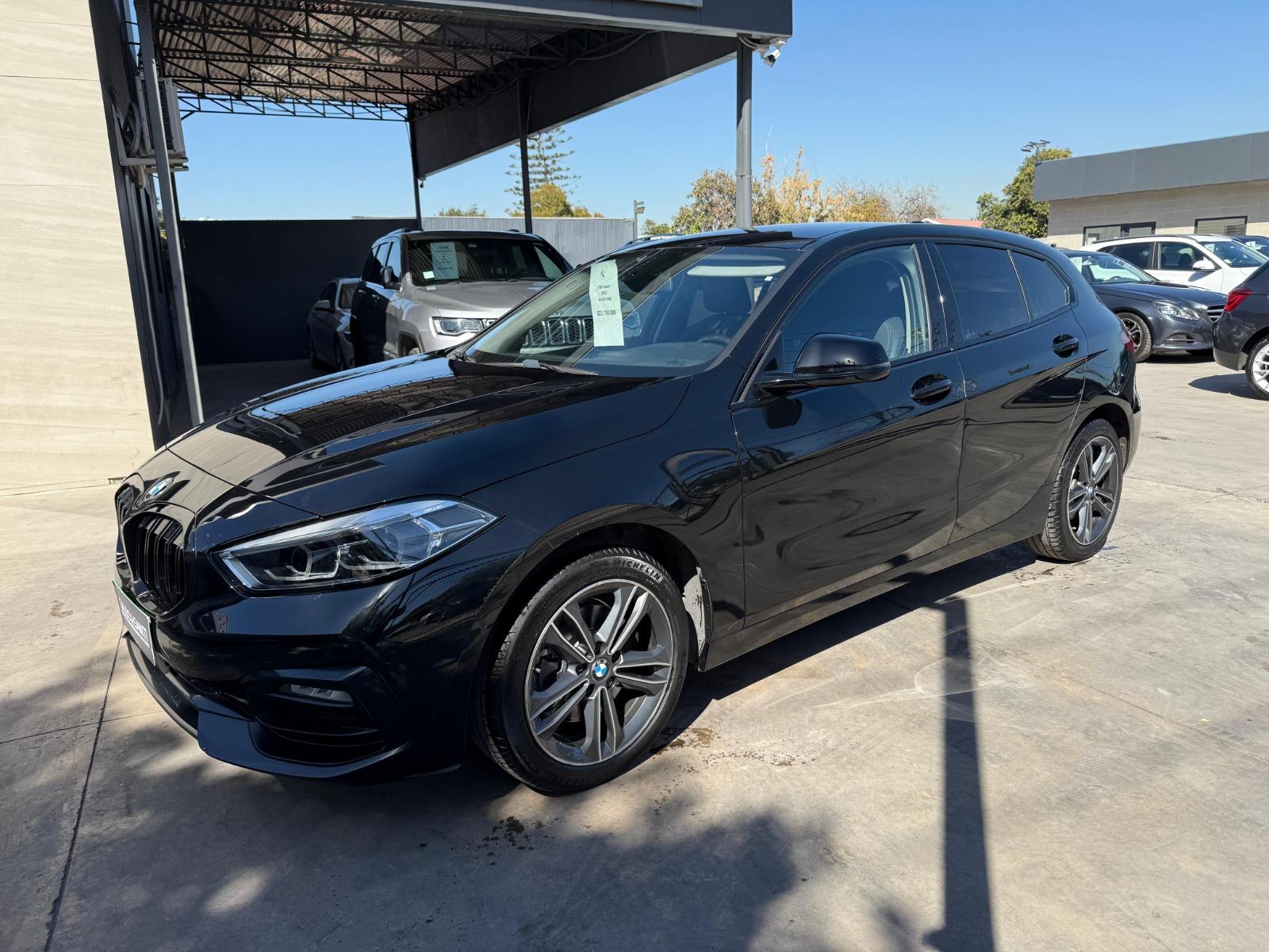 BMW 118D SPORT 2.0 AT DIESEL   2022 BUEN ESTADO - CALDO SANTI