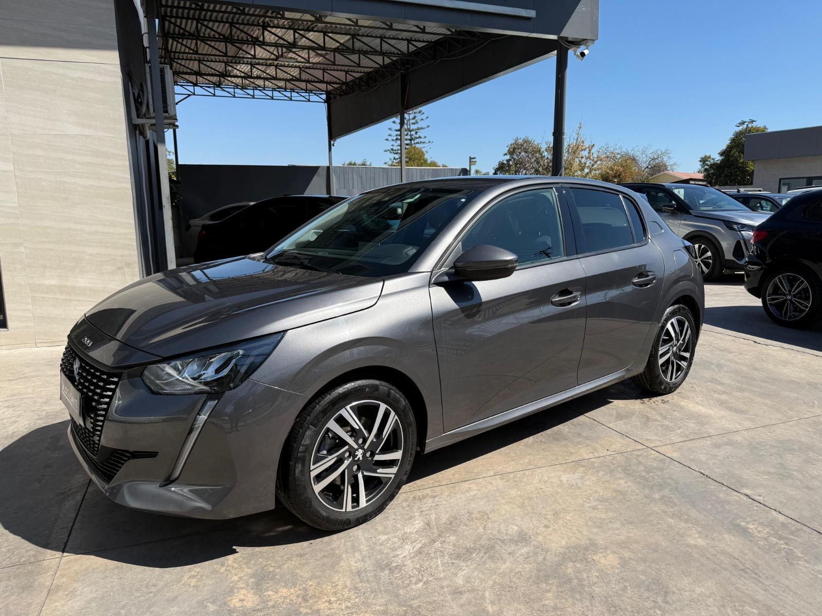 PEUGEOT 208 1.2 MECANICO  2021 BUEN ESTADO - CALDO SANTI