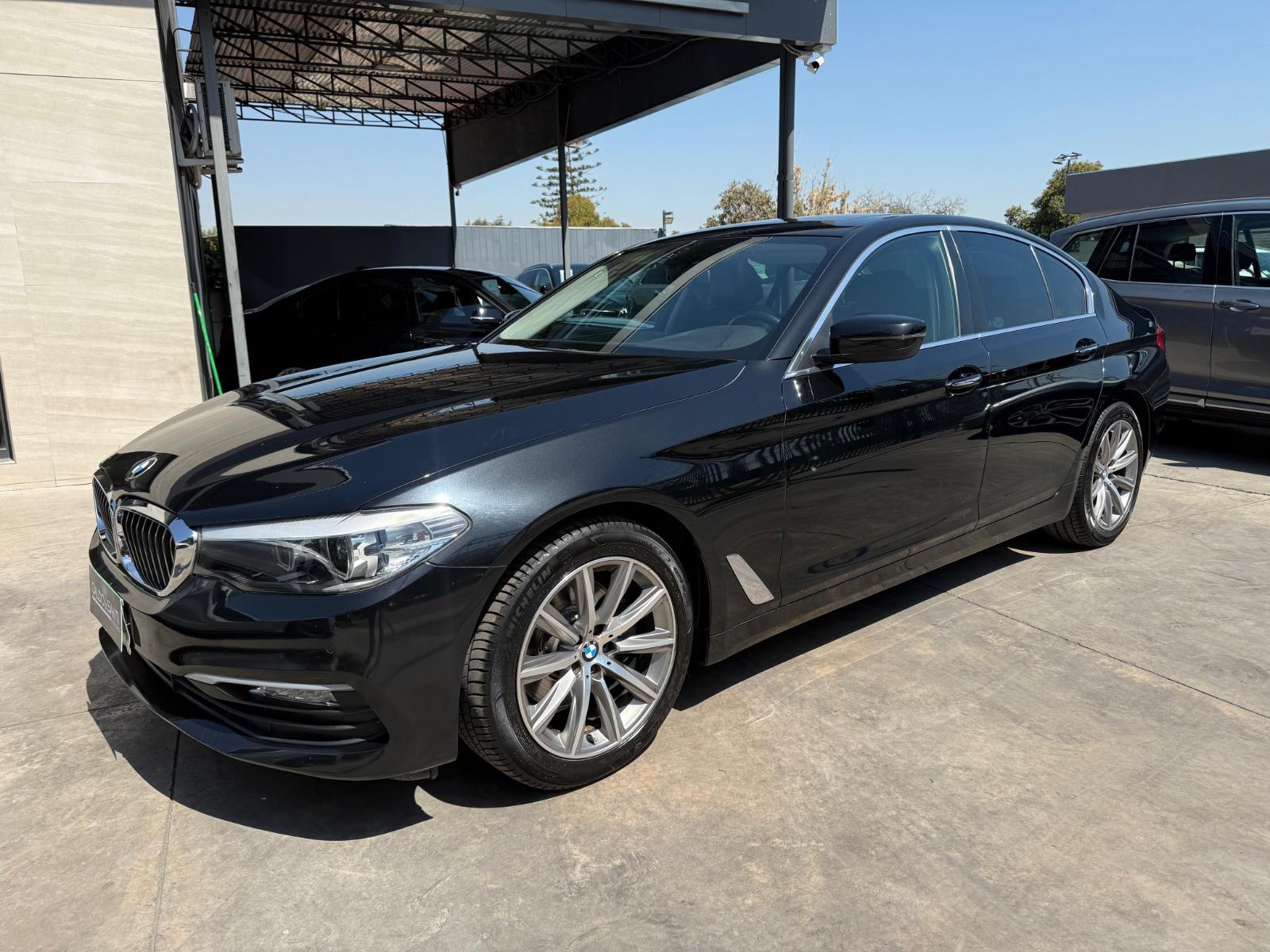 BMW 520 EXECUTIVE 2.0 AT 2018 BUEN ESTADO, CON SUS 2 LLAVES - FULL MOTOR