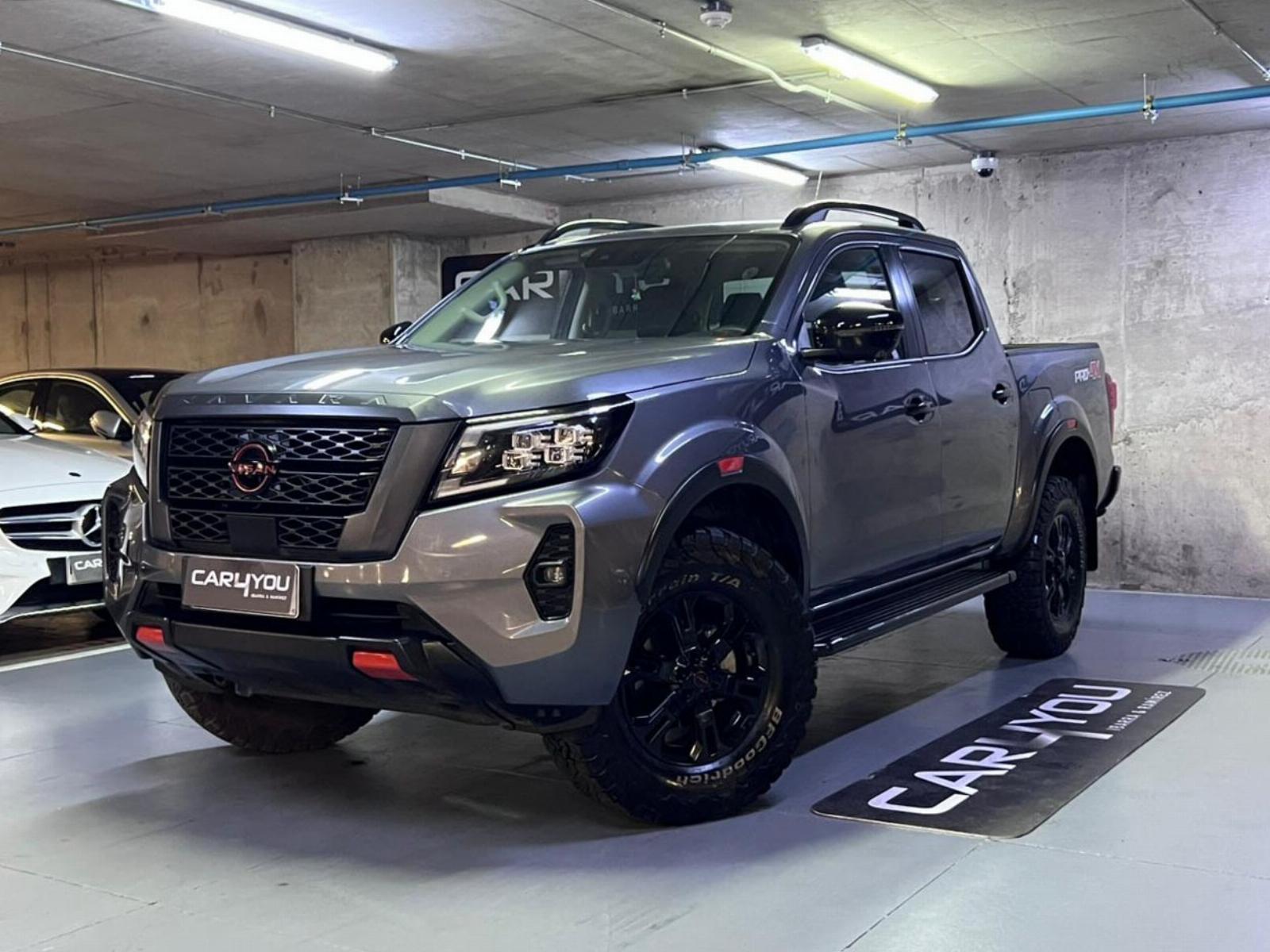 NISSAN NAVARA PRO 4X DIESEL 2023 ÚNICO DUEÑO - 