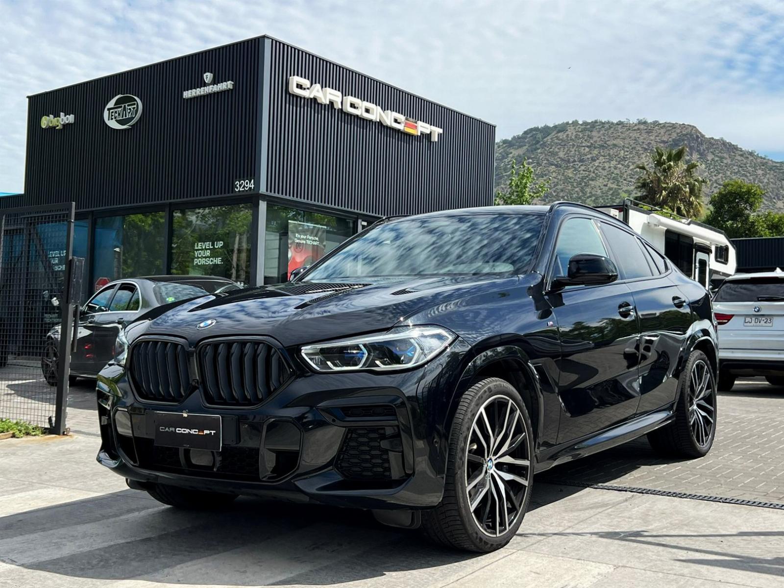 BMW X6 M50i 2023 GARANTÍA VIGENTE - 