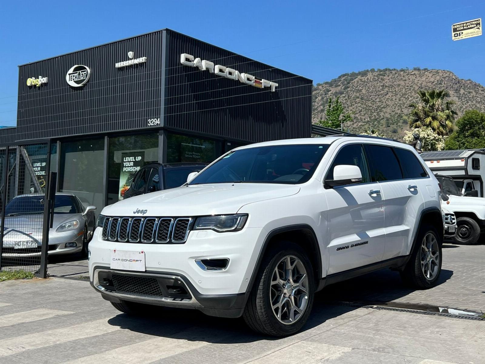 JEEP GRAND CHEROKEE LIMITED 2022 MANTENIMIENTO EN LA MARCA - Car Concept