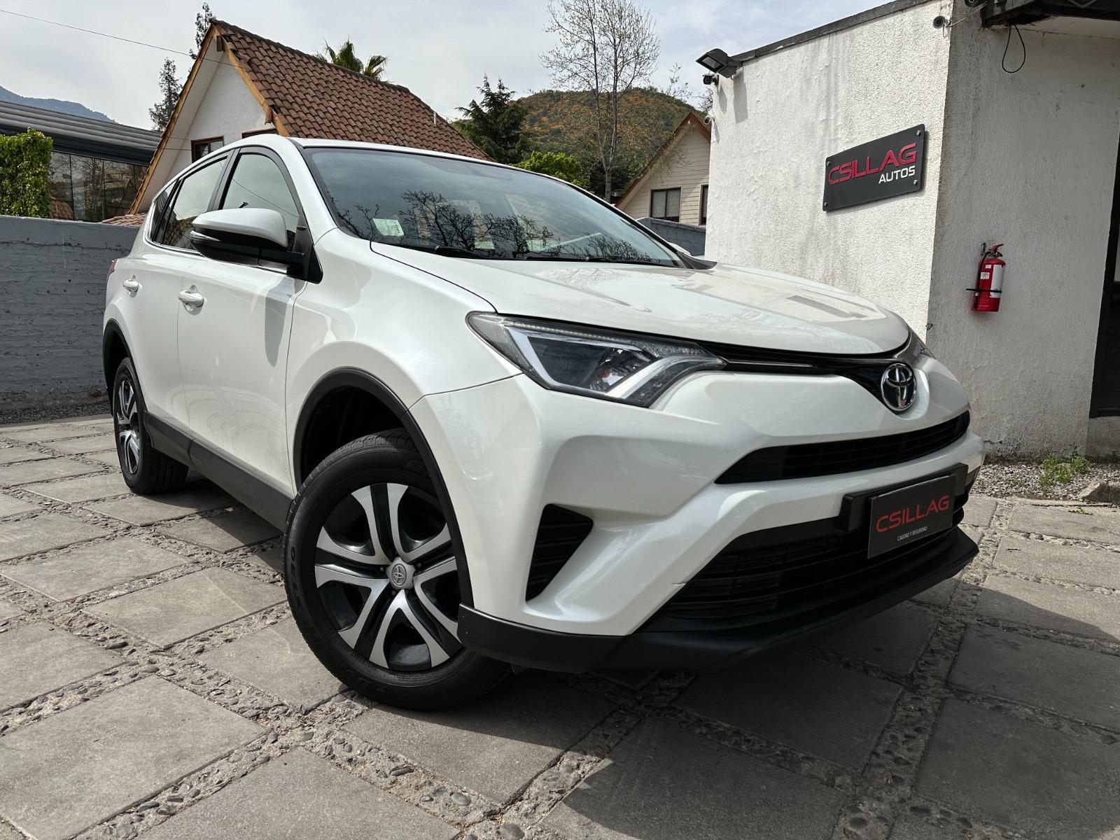 TOYOTA RAV4