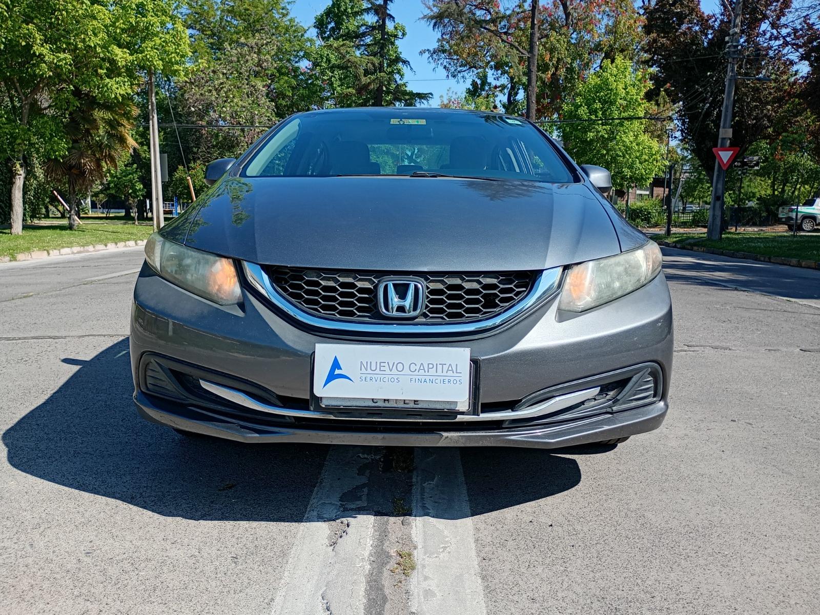 HONDA CIVIC LX 1.8 AUT DOS DUEÑOS FULL 2013 4 AIRBAG A/C ABS CÁMARA LLANTAS CONTROL ESTABILIDA - Automoviles El Golf