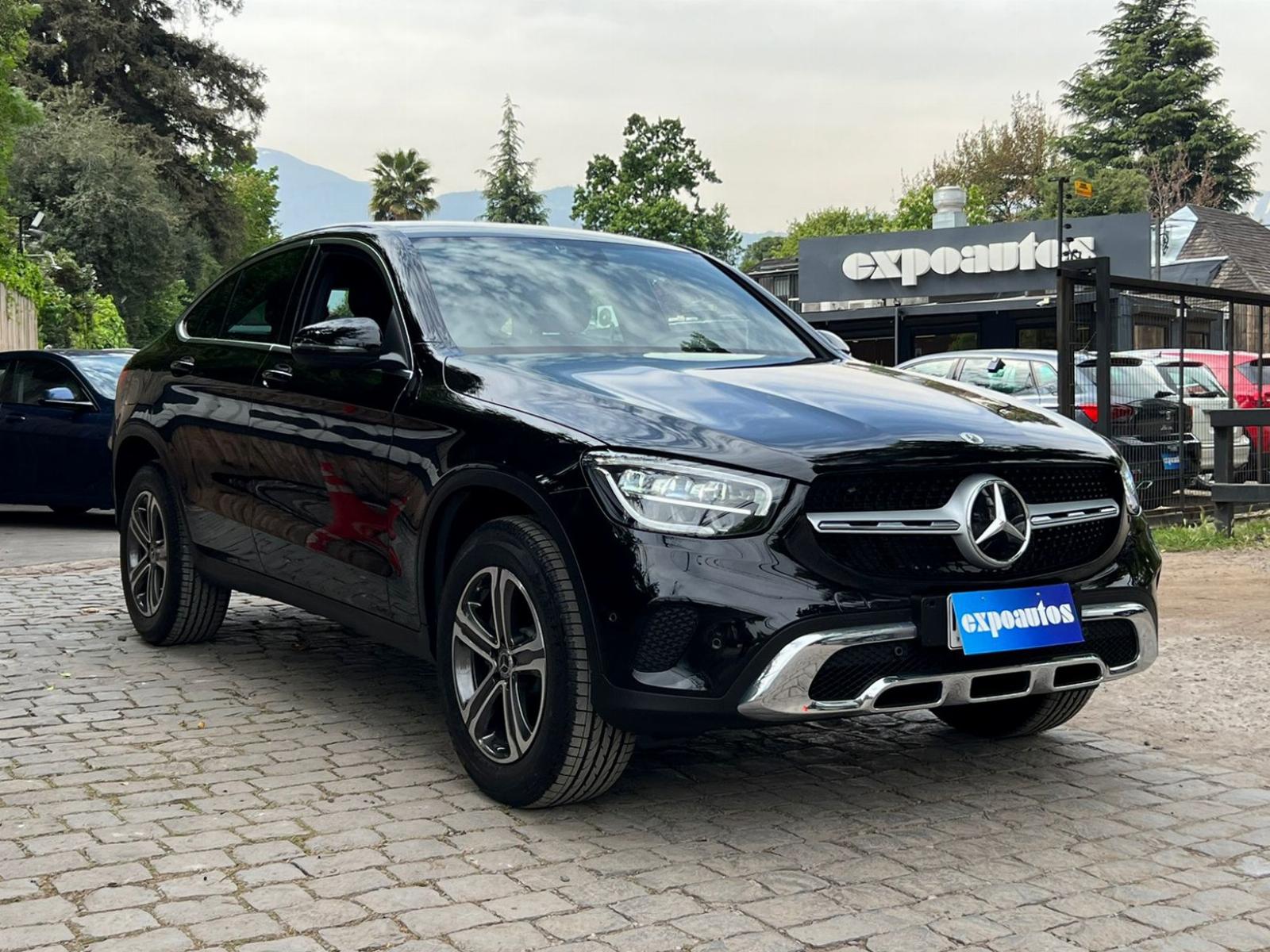 MERCEDES-BENZ GLC 200 COUPE UN DUEÑO 2021 MANTENIMIENTO AL DÍA - ExpoAutos