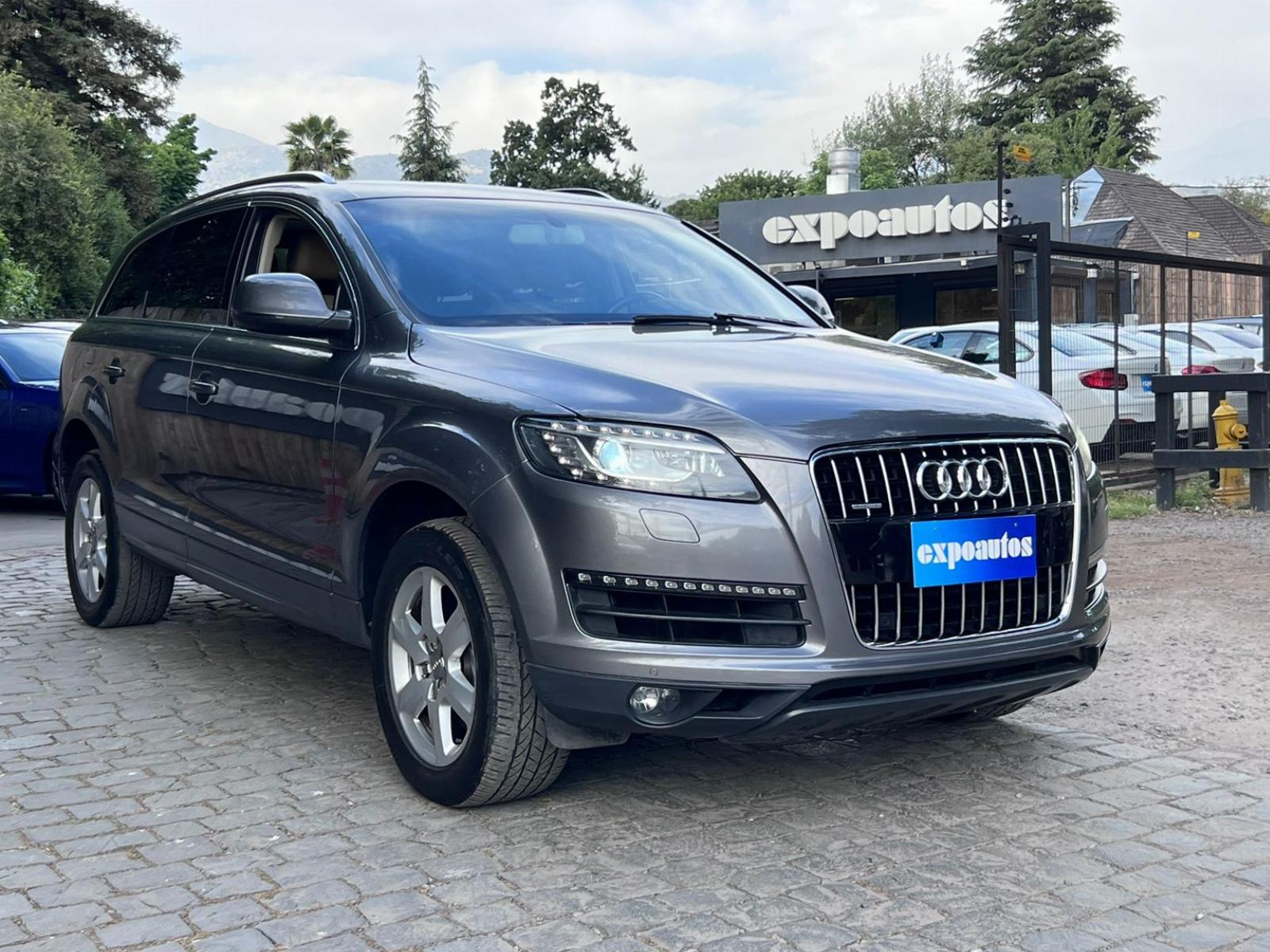 AUDI Q7 3.0 TURBO 2014 TRES CORRIDAS DE ASIENTOS - FULL MOTOR