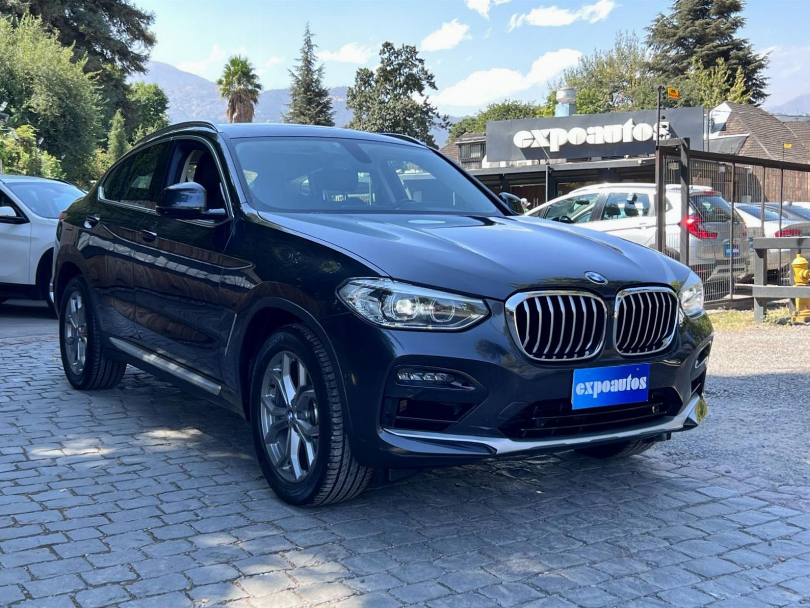 BMW X4 xLINE 20i xDRIVE 2021 MANTENIMIENTO EN LA MARCA - ExpoAutos