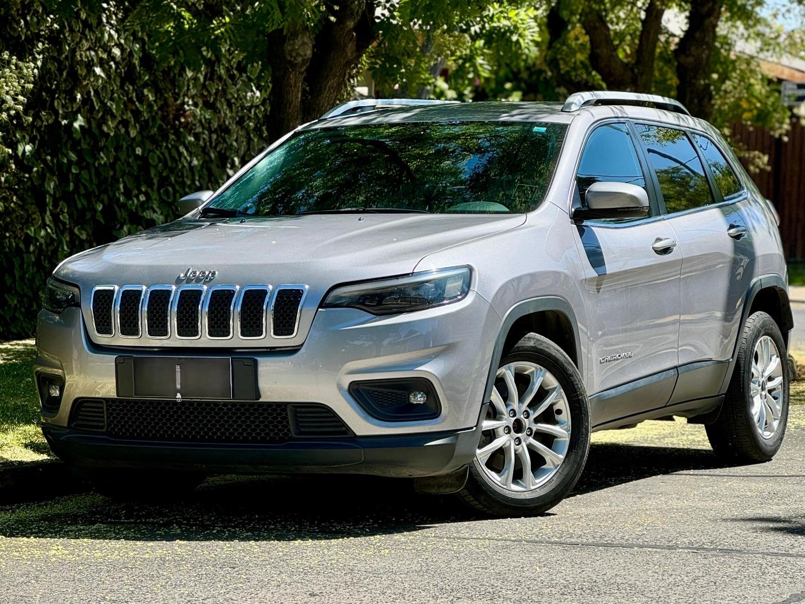 JEEP CHEROKEE Longitude FWD 2.4 AUT 2019 EXCELENTE OPORTUNIDAD - FULL MOTOR