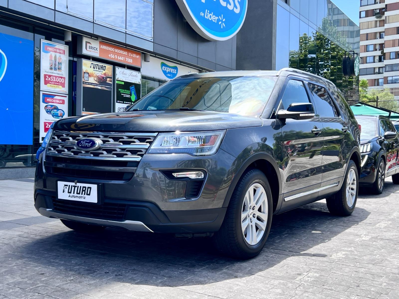 FORD EXPLORER XLT 3.5 4x2 2019 UN DUEÑO MANTENIMIENTO AL DÍA - FULL MOTOR