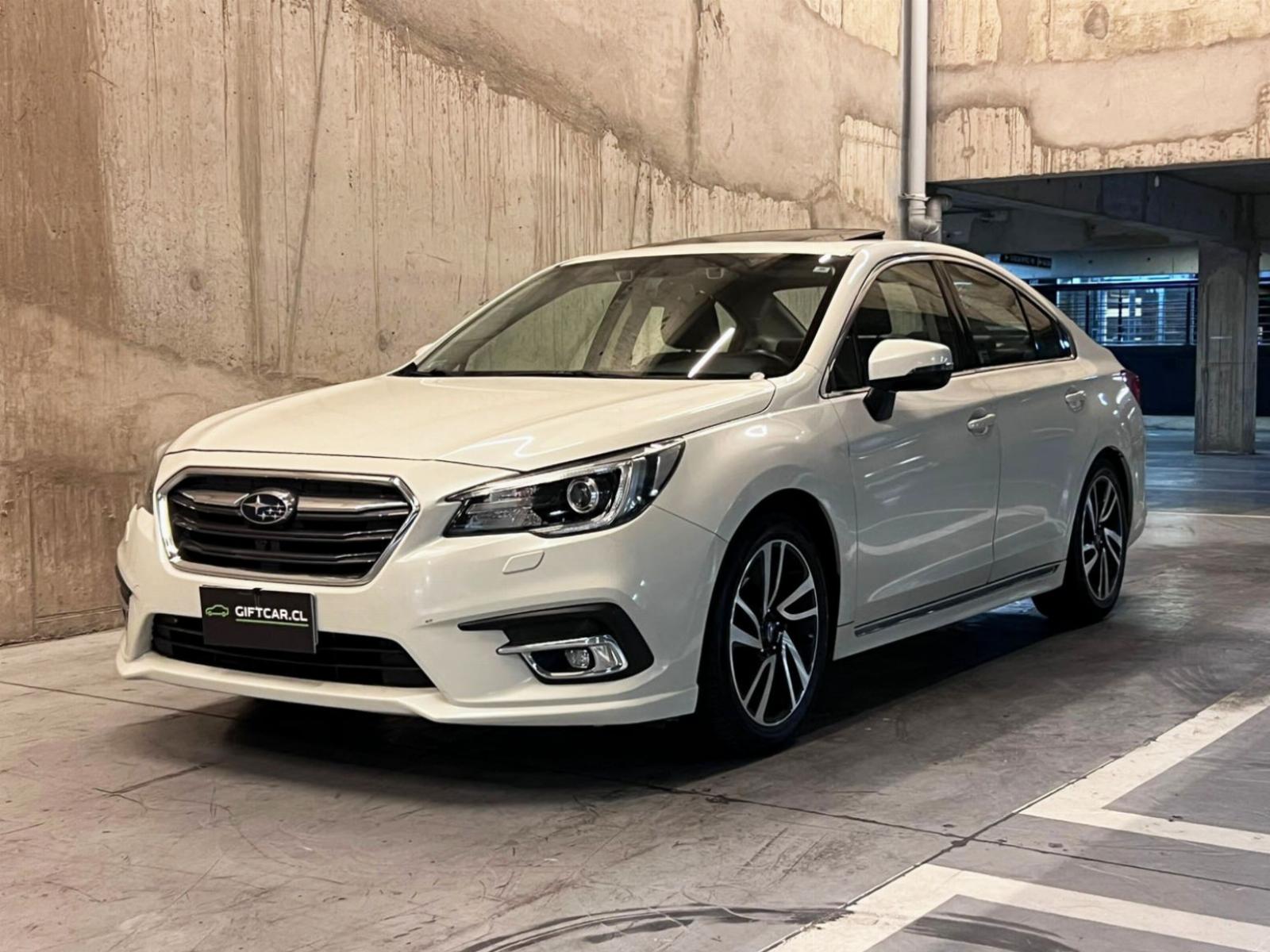 SUBARU LEGACY LIMITED 2.5 AWD 2019 MANTENIMIENTO AL DÍA - 